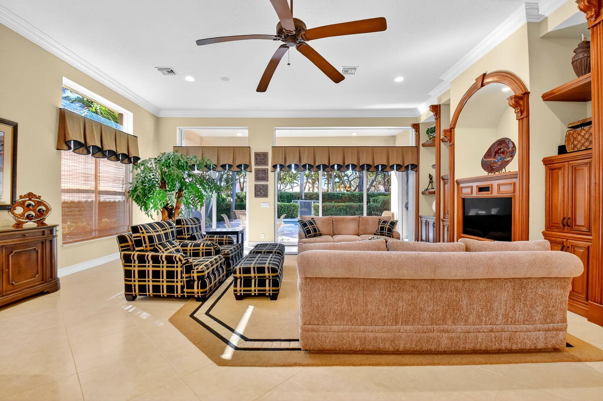 Property Slideshow image 22 of 89 | 7092 veneto dr, Boynton Beach, FL, 33437
