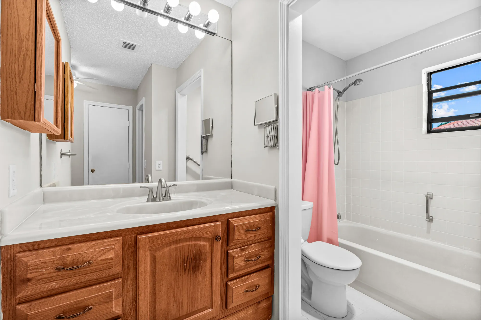 Property Slideshow image 17 of 28 | 4640 rosewood tree ct b, Boynton Beach, FL, 33436