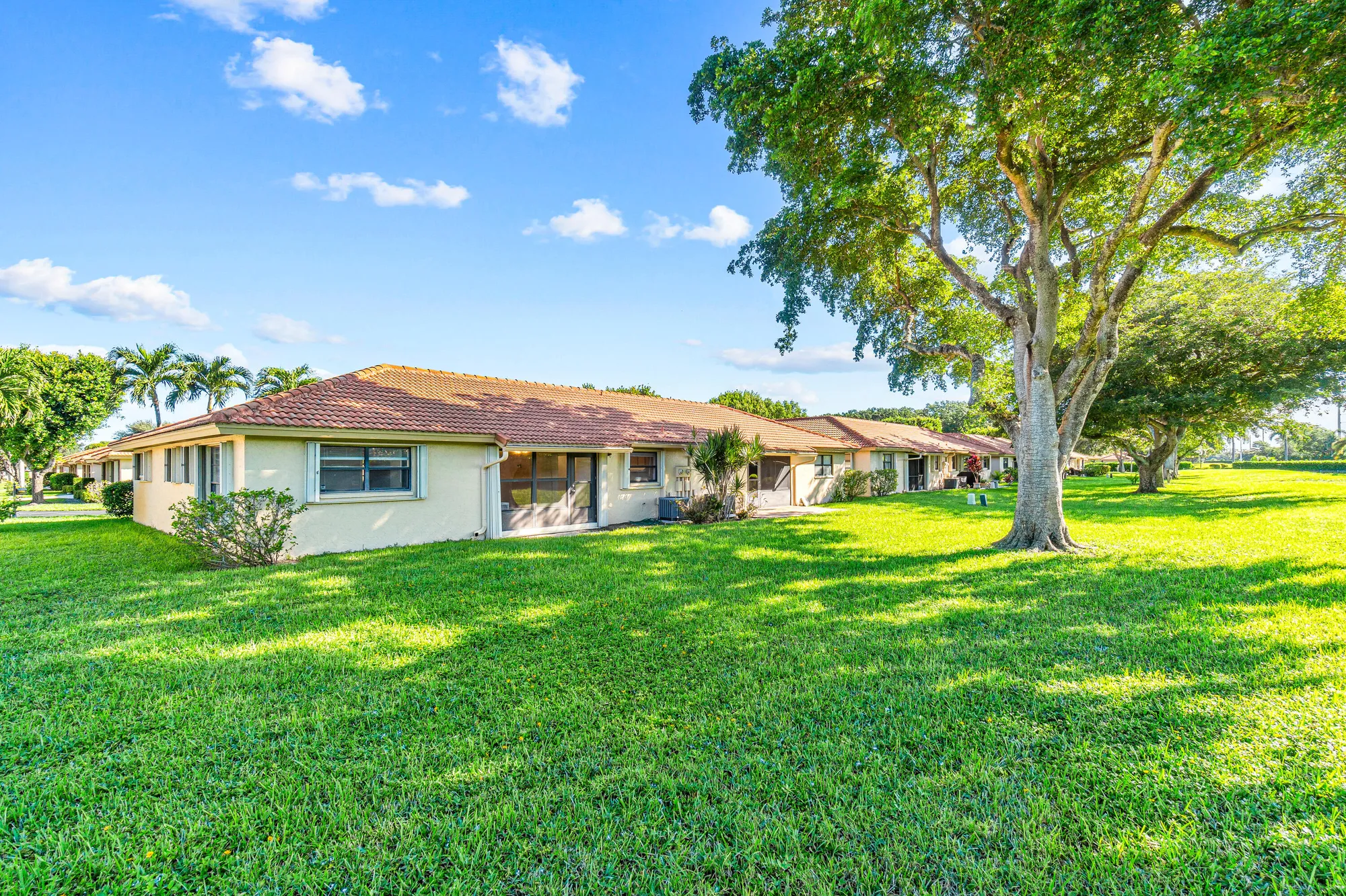Property Slideshow image 27 of 28 | 4640 rosewood tree ct b, Boynton Beach, FL, 33436