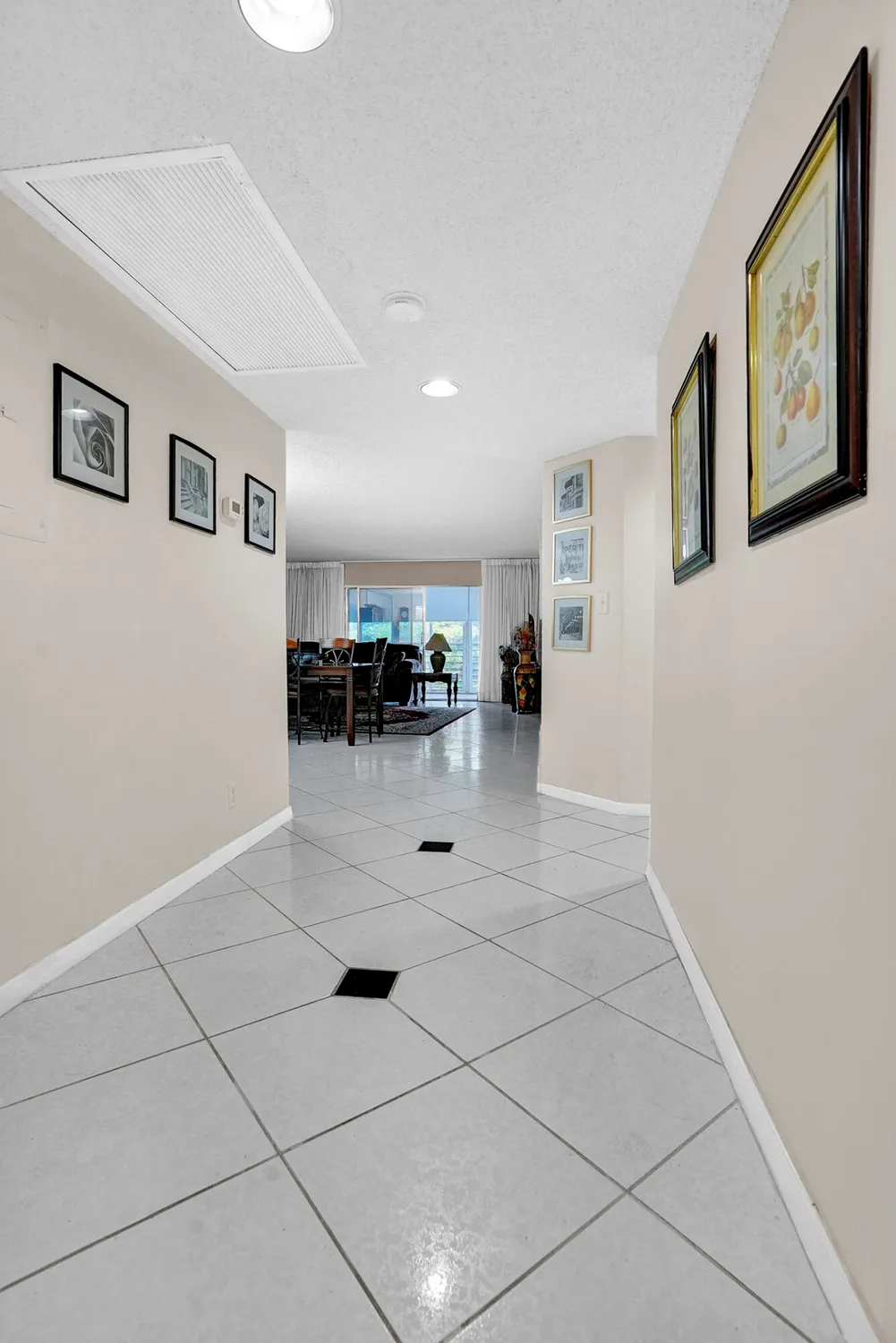 Property Slideshow image 9 of 40 | 1605 abaco dr apt j4, Coconut Creek, FL, 33066