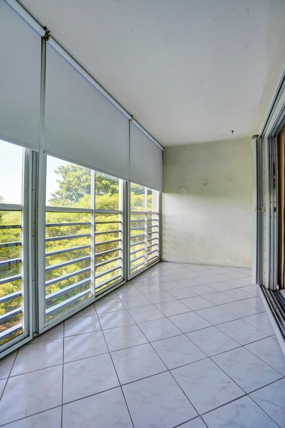 Property Slideshow image 23 of 40 | 1605 abaco dr apt j4, Coconut Creek, FL, 33066