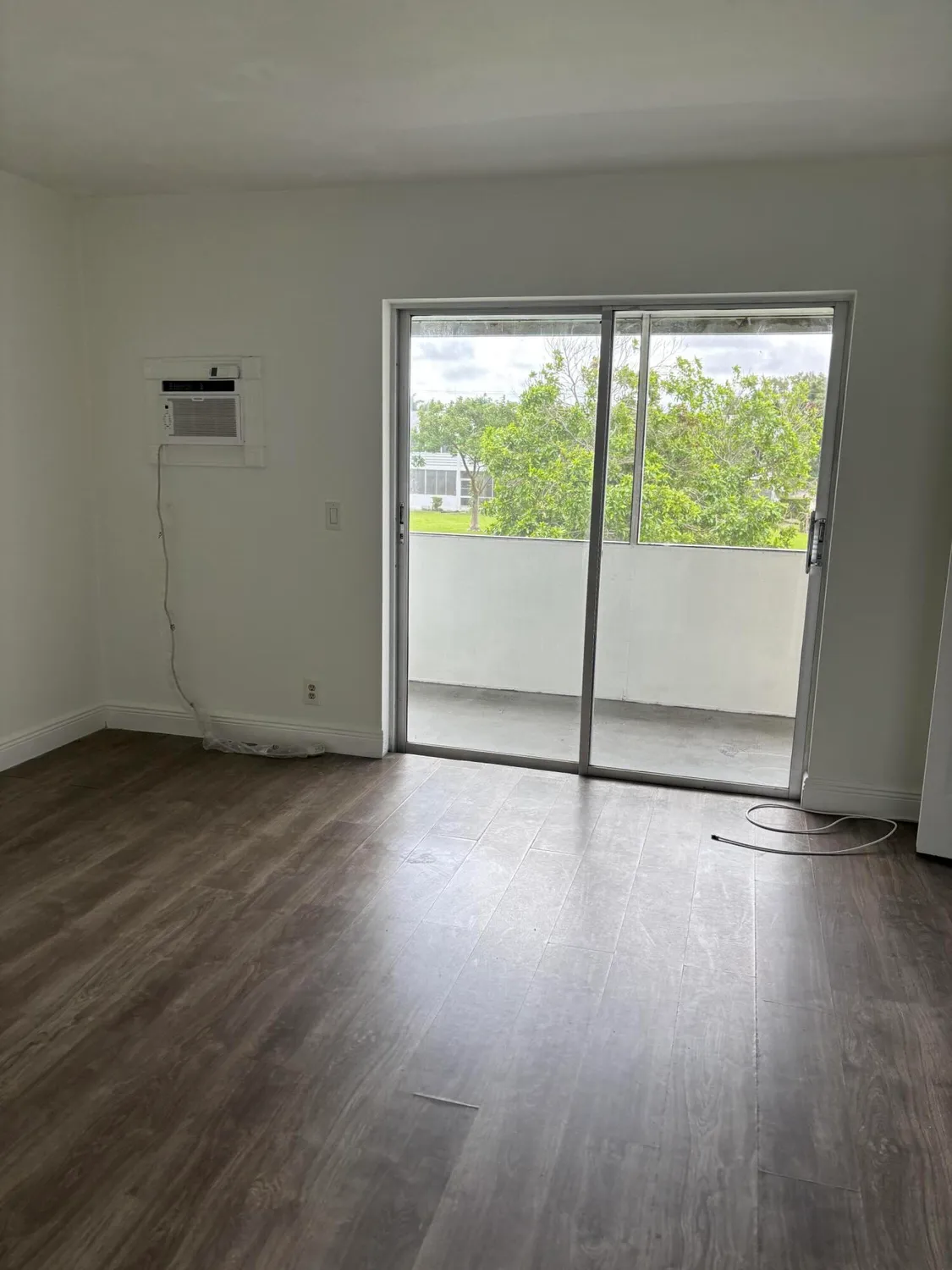 Property Slideshow image 4 of 18 | 218 windsor j, West Palm Beach, FL, 33417