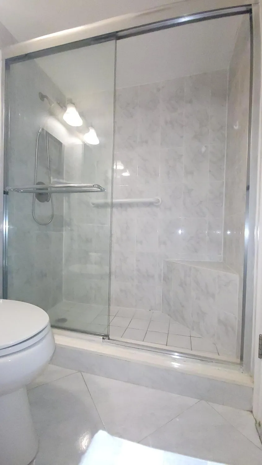 Property Slideshow image 22 of 52 | 402 windsor r, West Palm Beach, FL, 33417