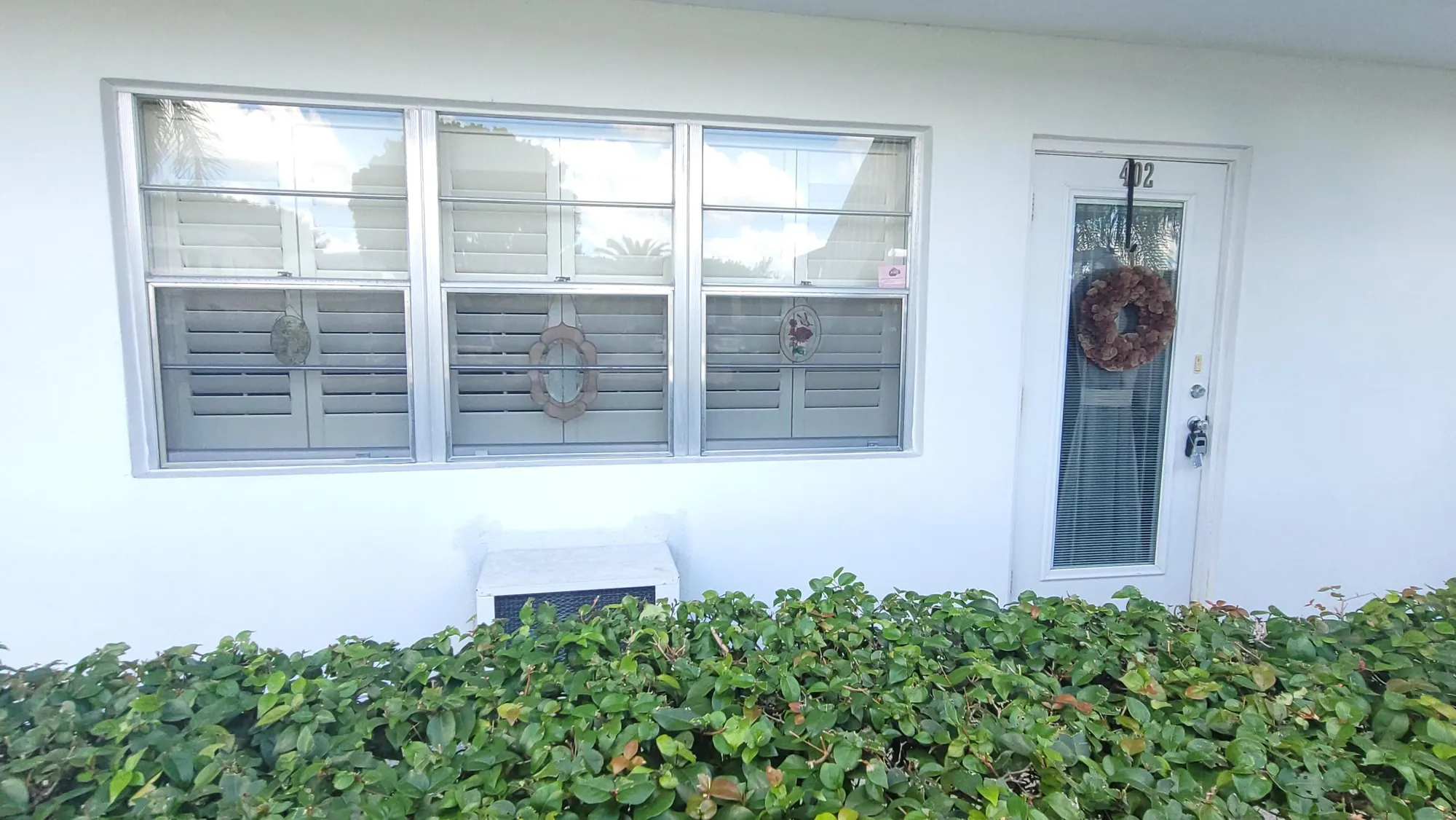 Property Slideshow image 26 of 52 | 402 windsor r, West Palm Beach, FL, 33417