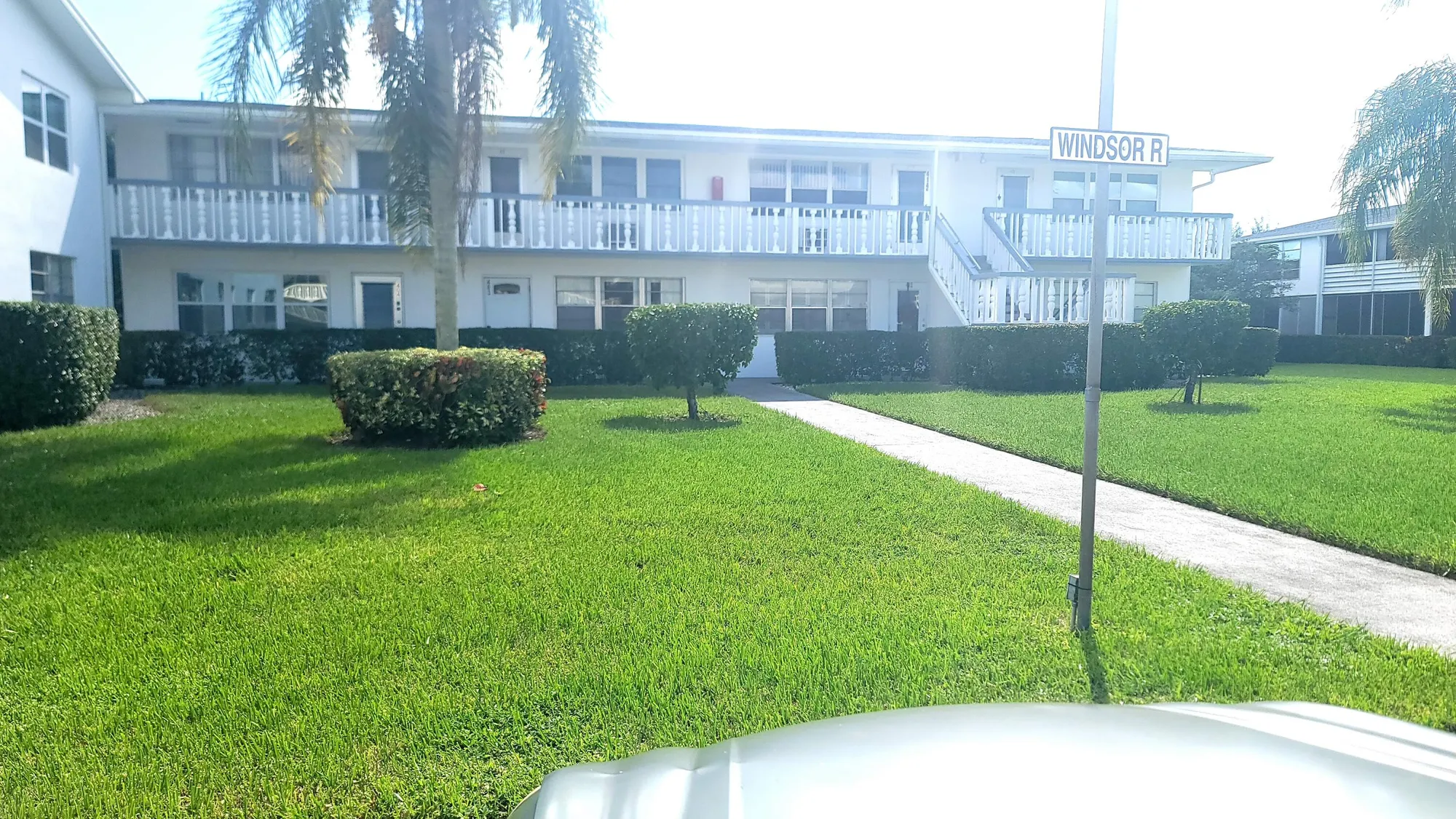 Property Slideshow image 28 of 52 | 402 windsor r, West Palm Beach, FL, 33417