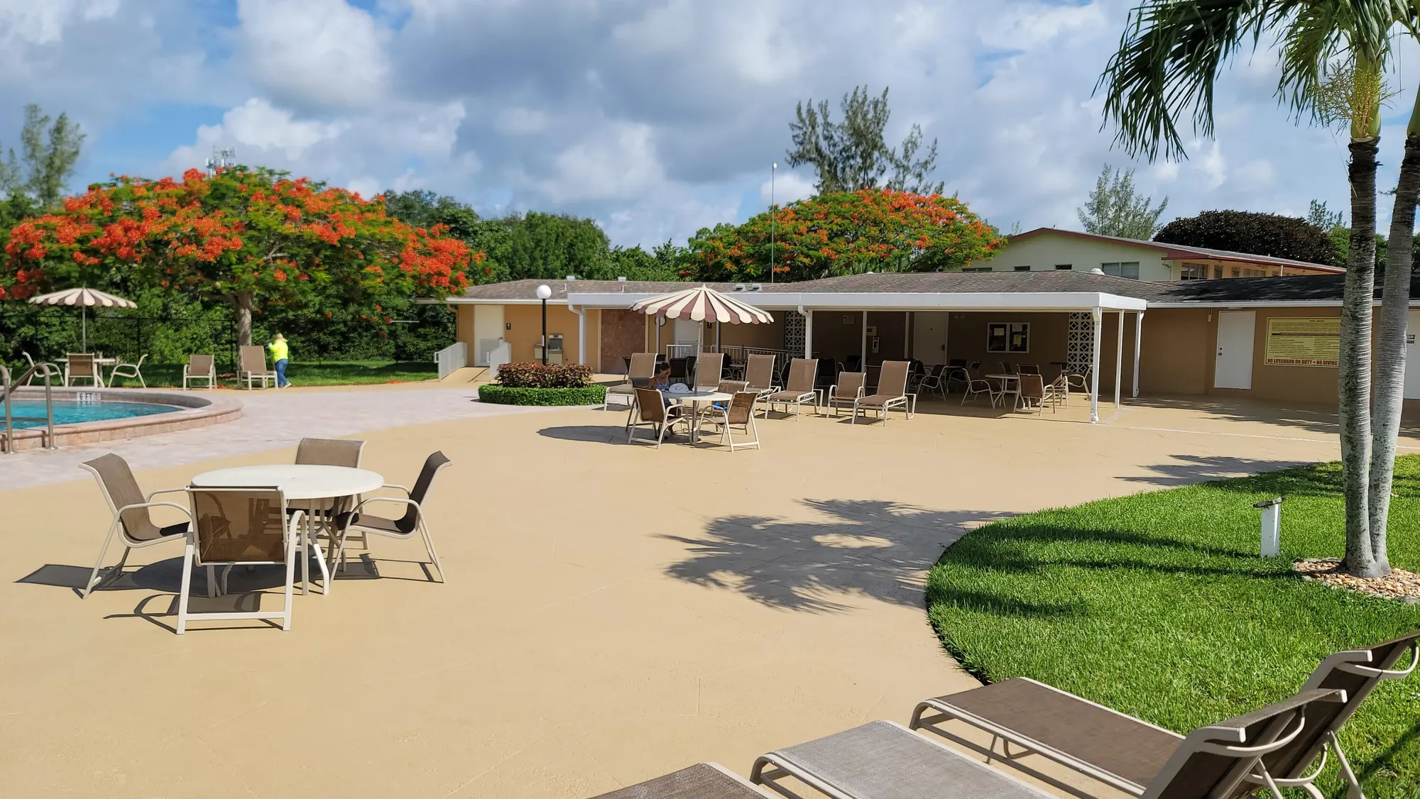 Property Slideshow image 32 of 52 | 402 windsor r, West Palm Beach, FL, 33417