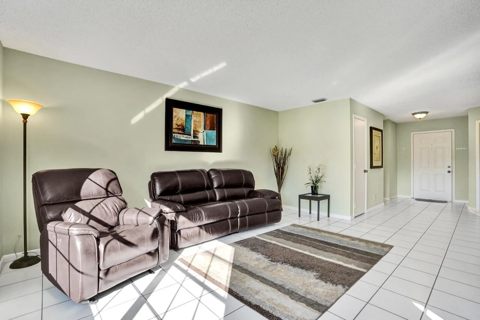 Property Slideshow image 17 of 105 | 3373 jog park dr, Greenacres, FL, 33467