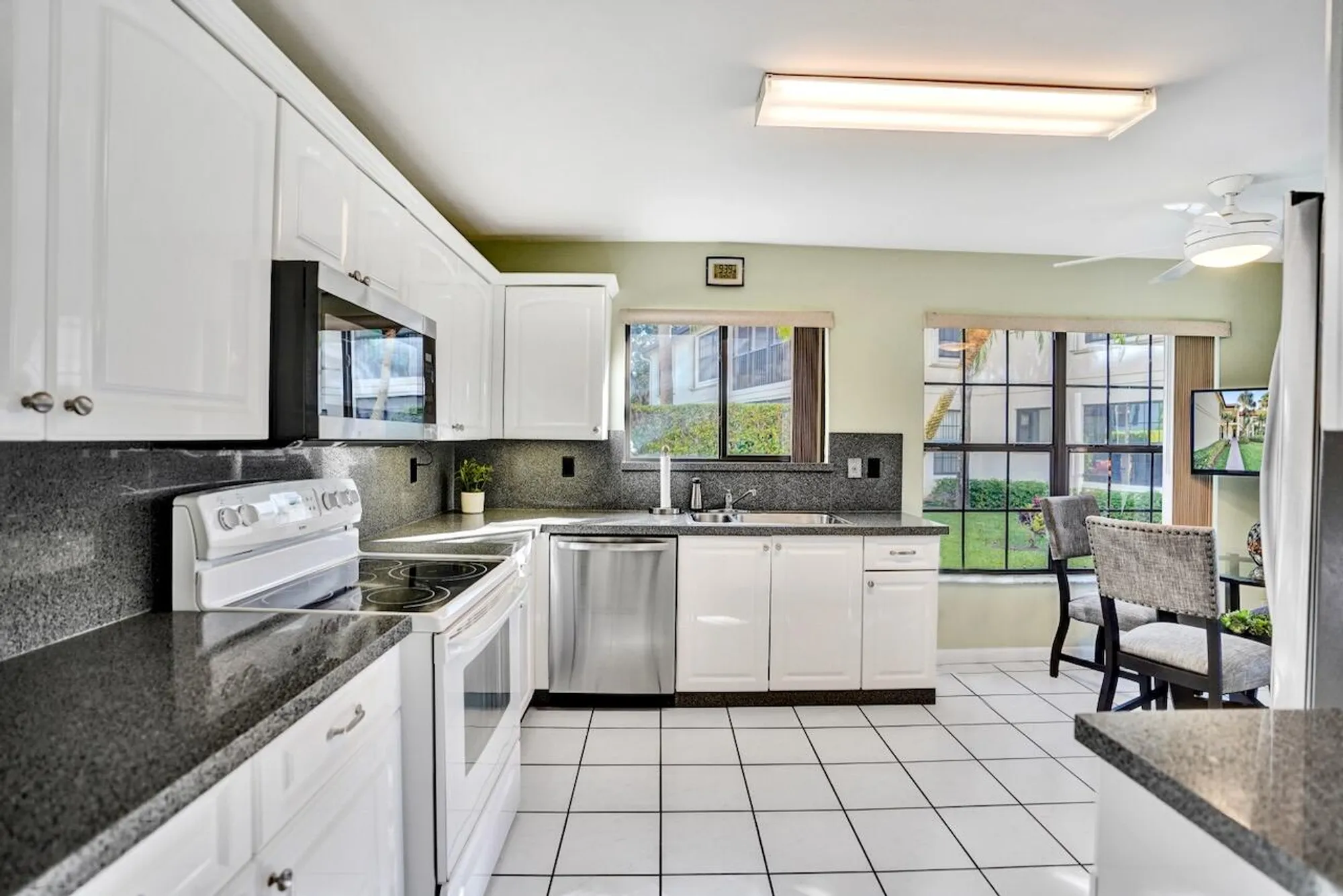 Property Slideshow image 23 of 105 | 3373 jog park dr, Greenacres, FL, 33467