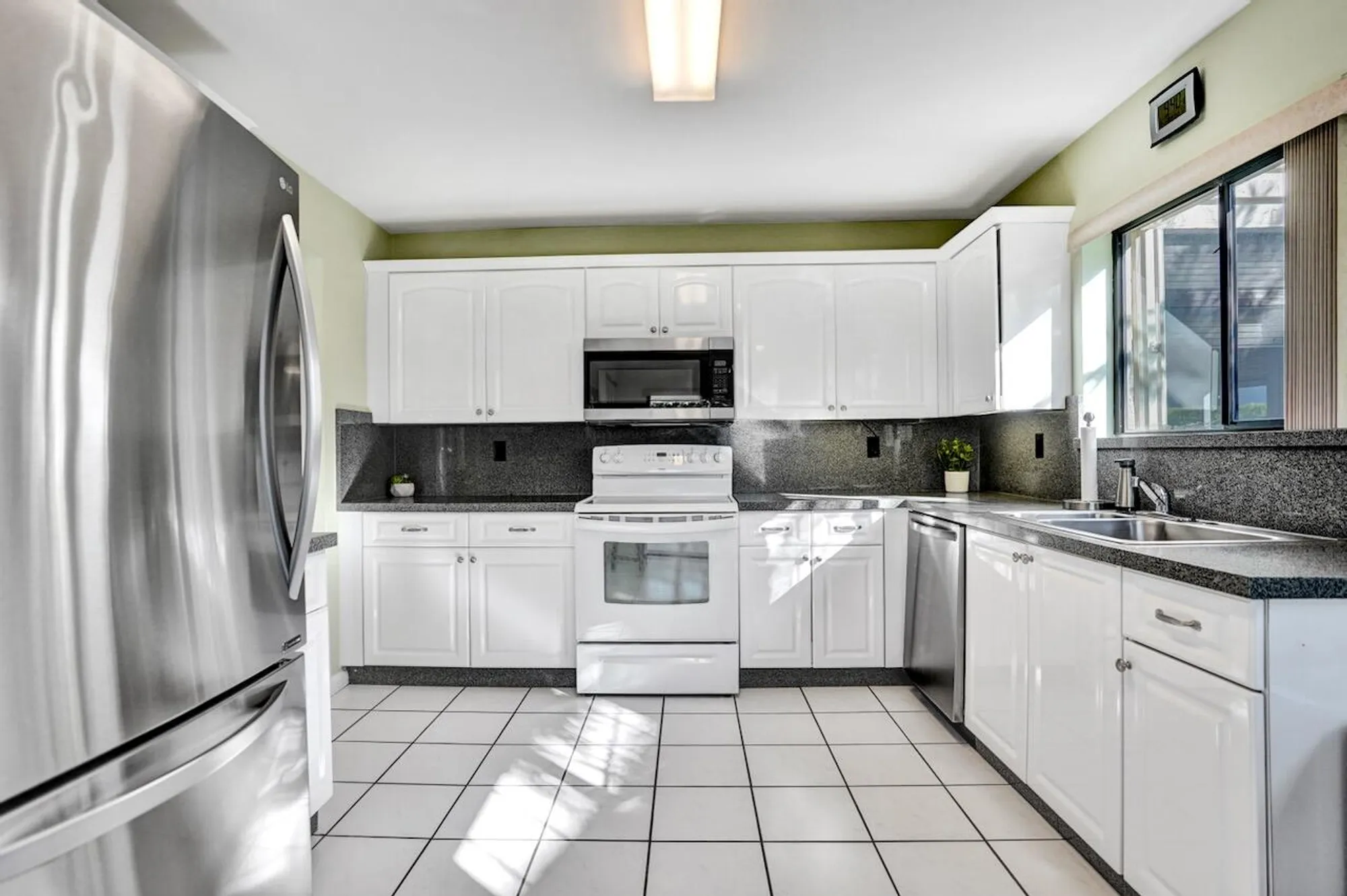 Property Slideshow image 26 of 105 | 3373 jog park dr, Greenacres, FL, 33467
