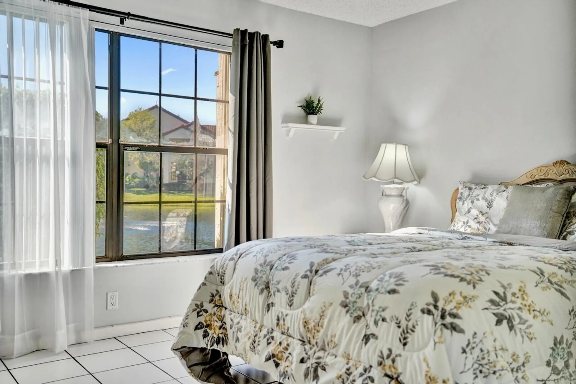 Property Slideshow image 32 of 105 | 3373 jog park dr, Greenacres, FL, 33467