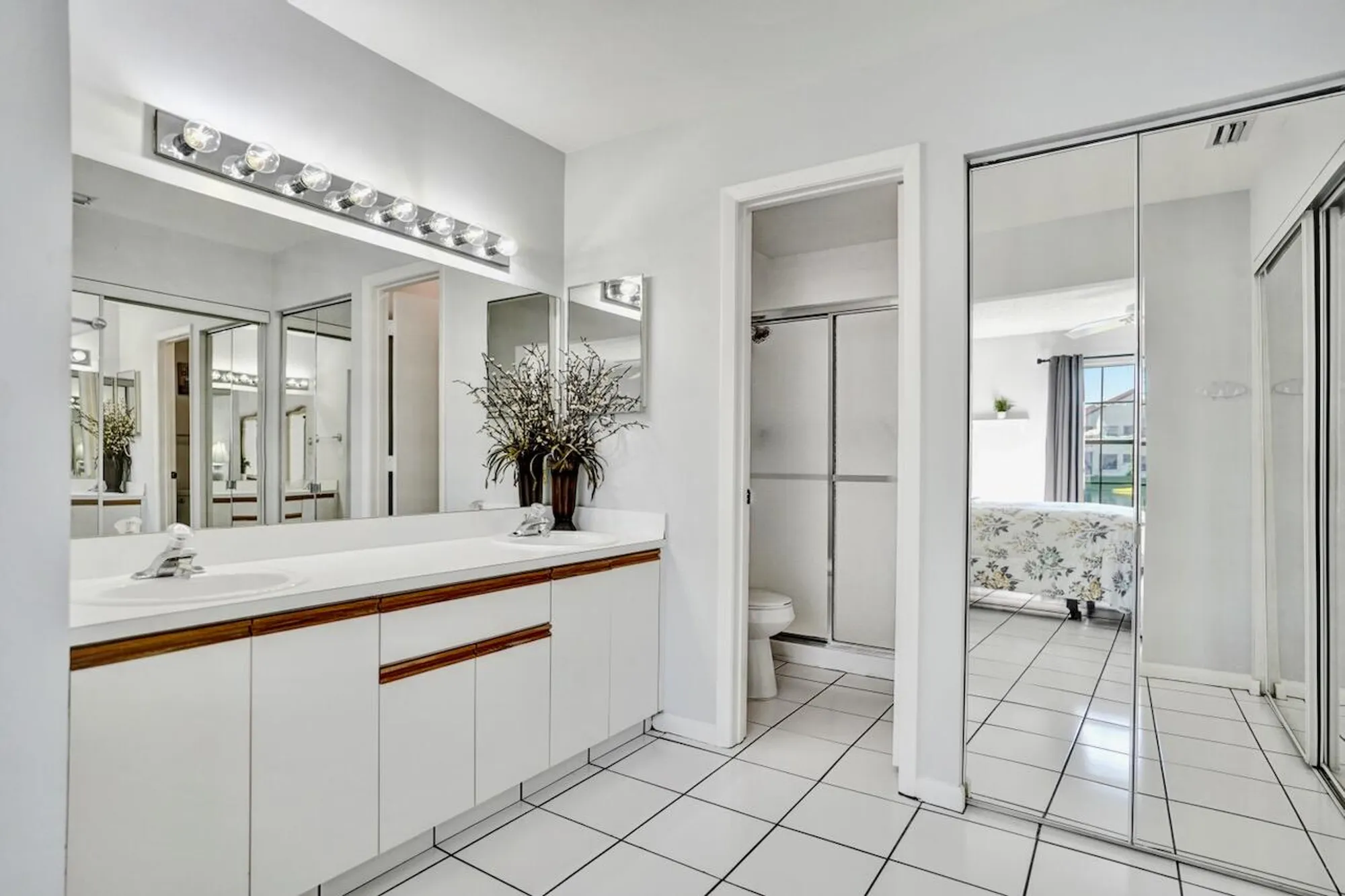 Property Slideshow image 38 of 105 | 3373 jog park dr, Greenacres, FL, 33467