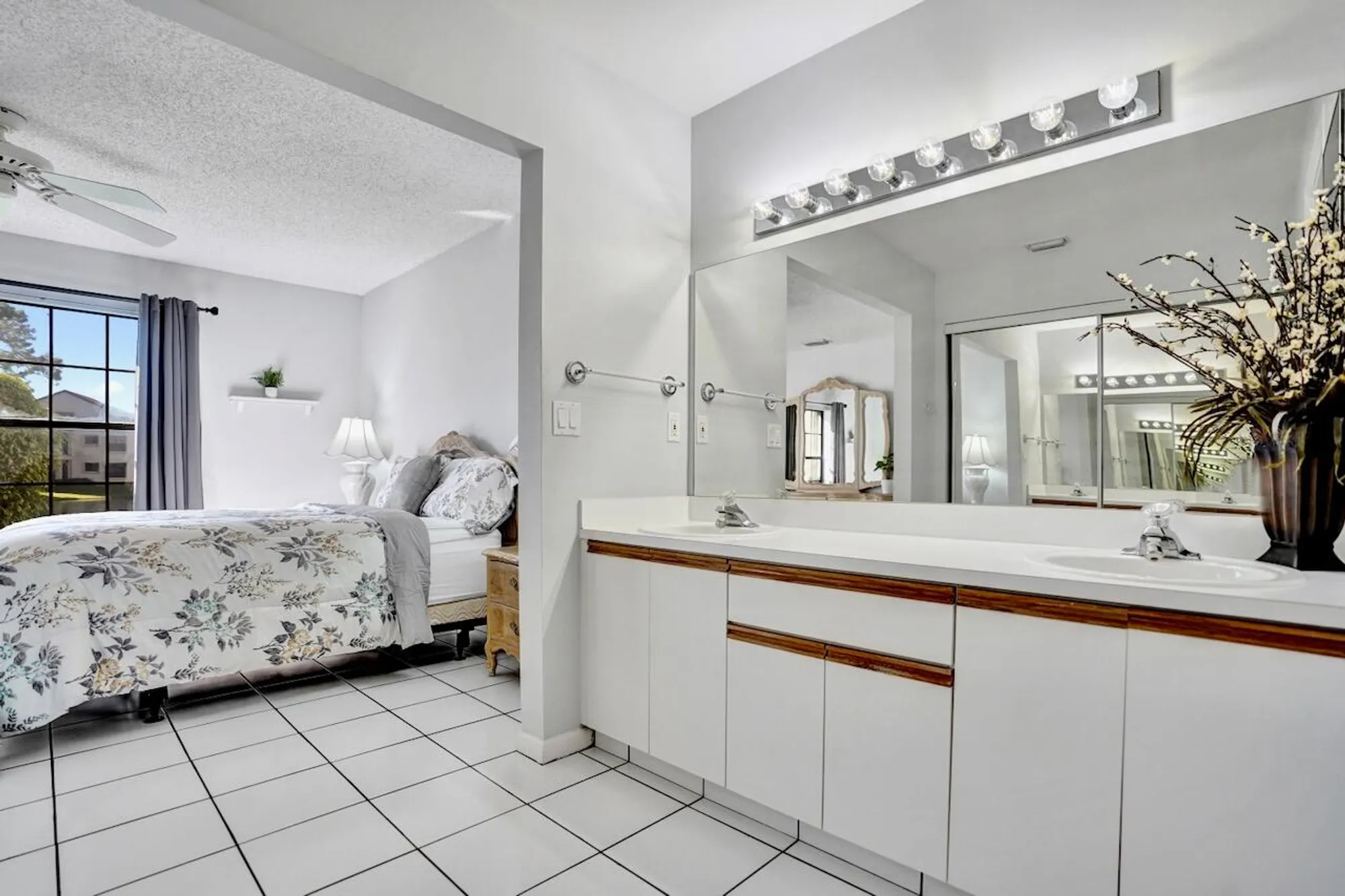 Property Slideshow image 43 of 105 | 3373 jog park dr, Greenacres, FL, 33467