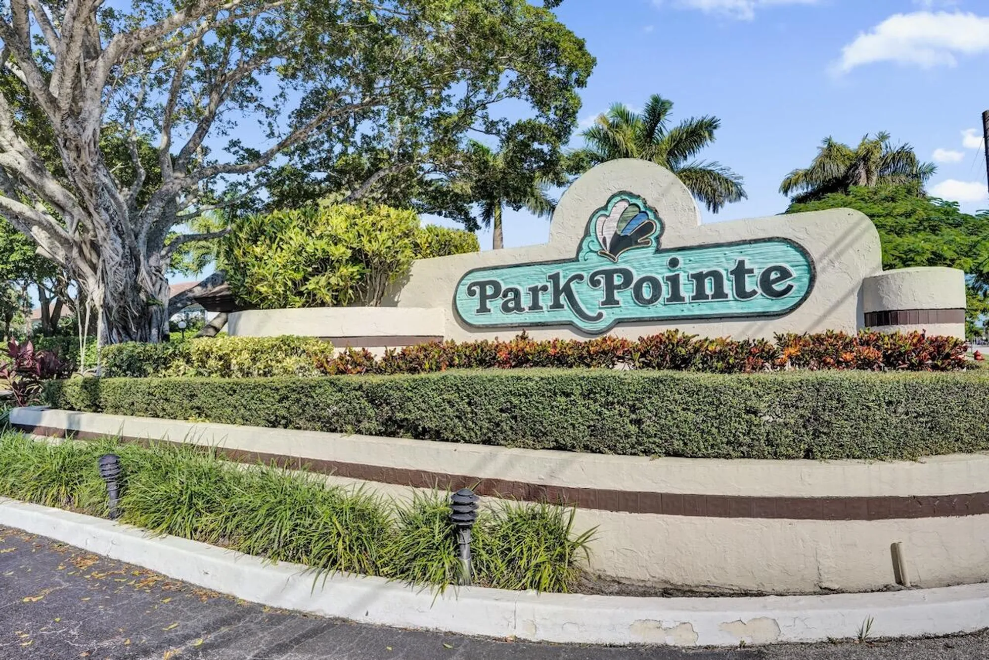 Property Slideshow image 81 of 105 | 3373 jog park dr, Greenacres, FL, 33467