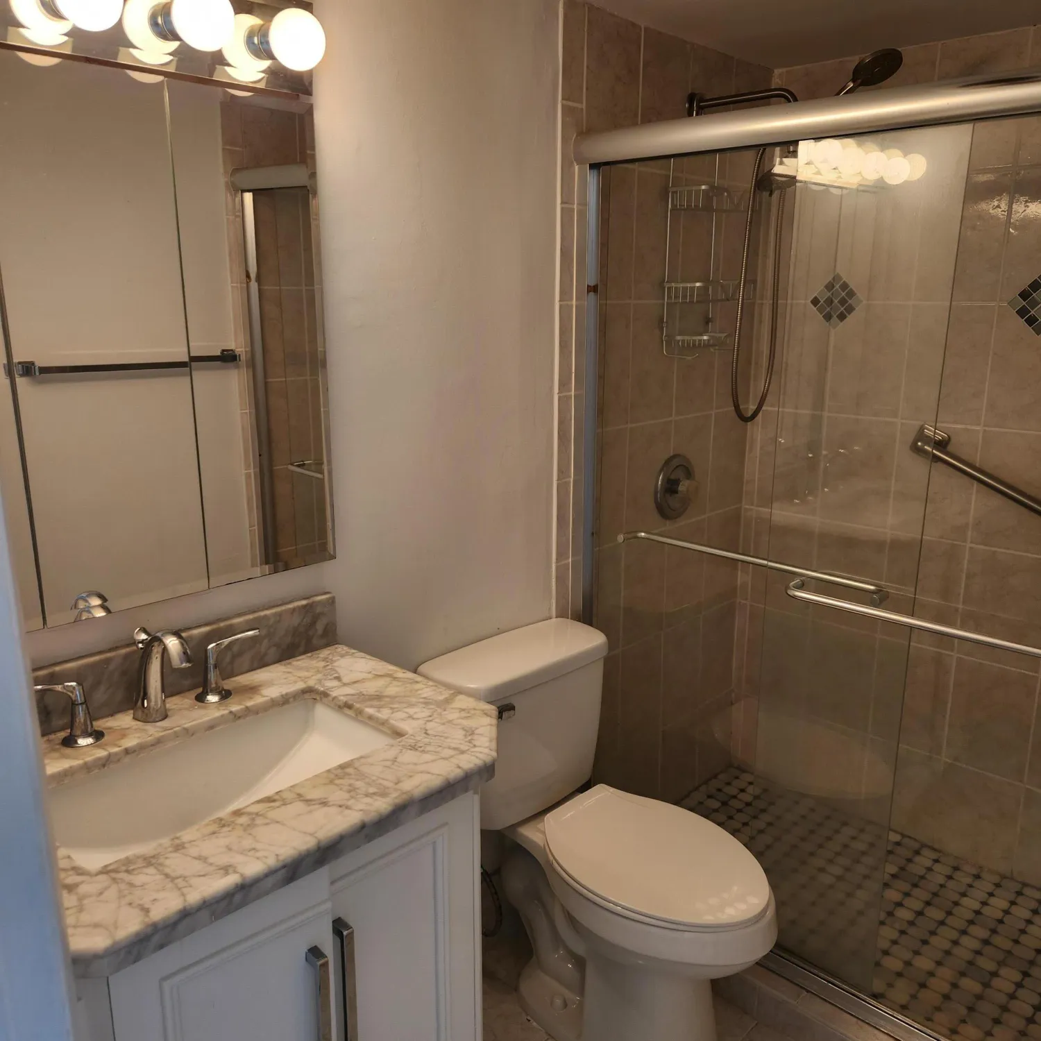 Property Slideshow image 10 of 33 | 106 coventry e unit e, West Palm Beach, FL, 33417