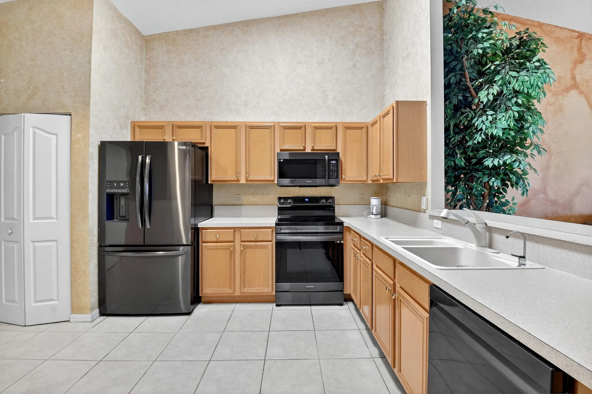 Property Slideshow image 5 of 67 | 8451 logia cir, Boynton Beach, FL, 33472