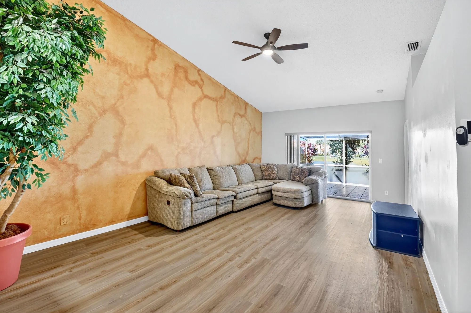 Property Slideshow image 13 of 67 | 8451 logia cir, Boynton Beach, FL, 33472