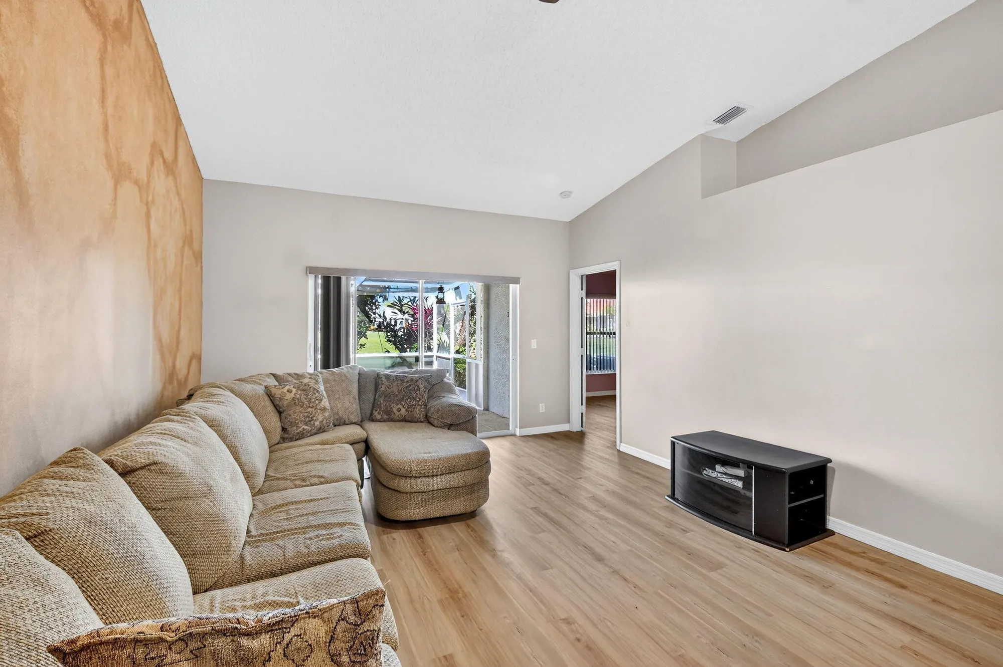 Property Slideshow image 17 of 67 | 8451 logia cir, Boynton Beach, FL, 33472