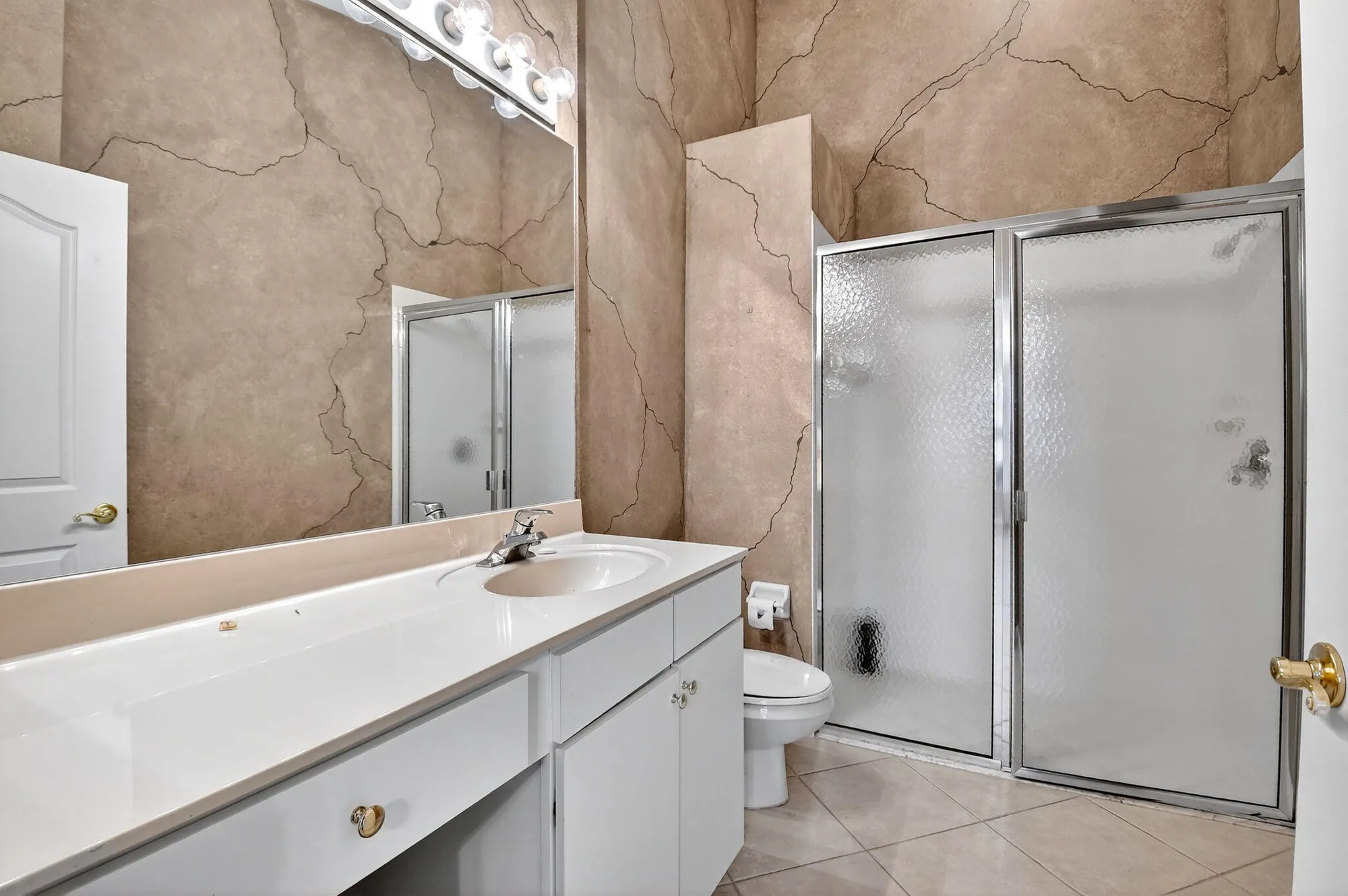 Property Slideshow image 22 of 67 | 8451 logia cir, Boynton Beach, FL, 33472