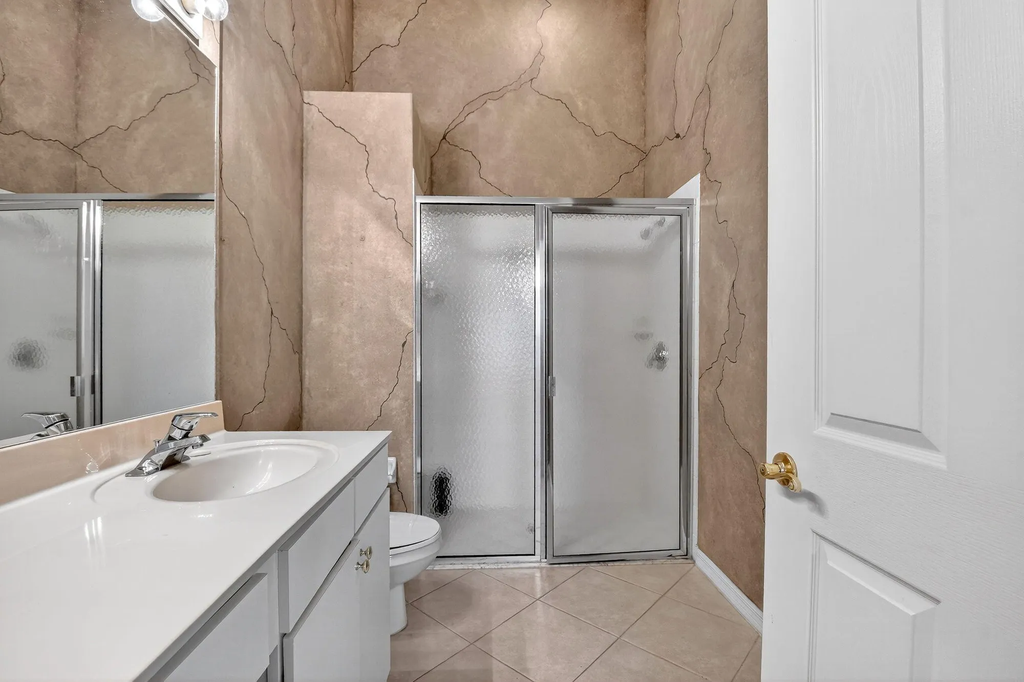 Property Slideshow image 23 of 67 | 8451 logia cir, Boynton Beach, FL, 33472