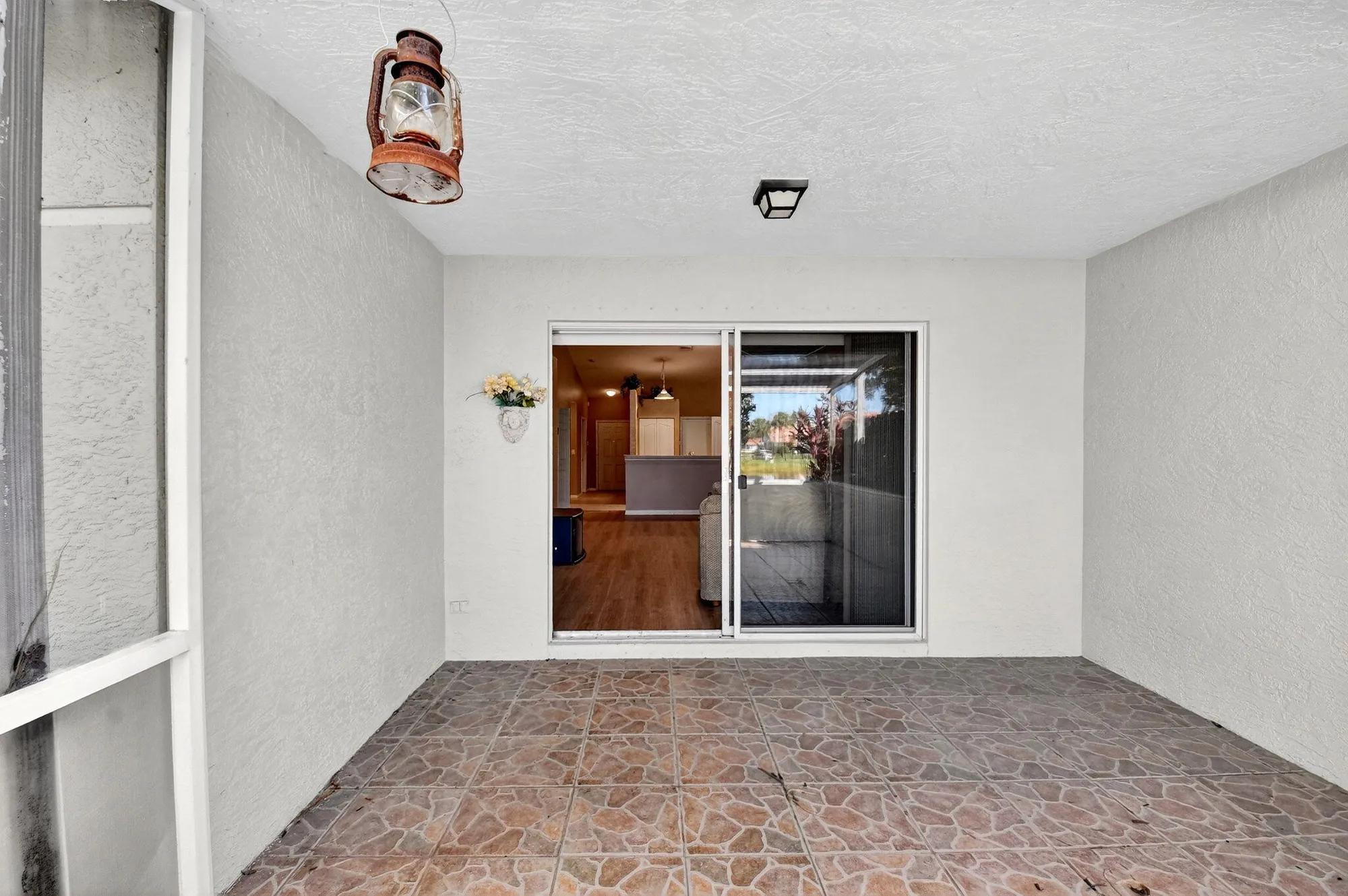 Property Slideshow image 27 of 67 | 8451 logia cir, Boynton Beach, FL, 33472