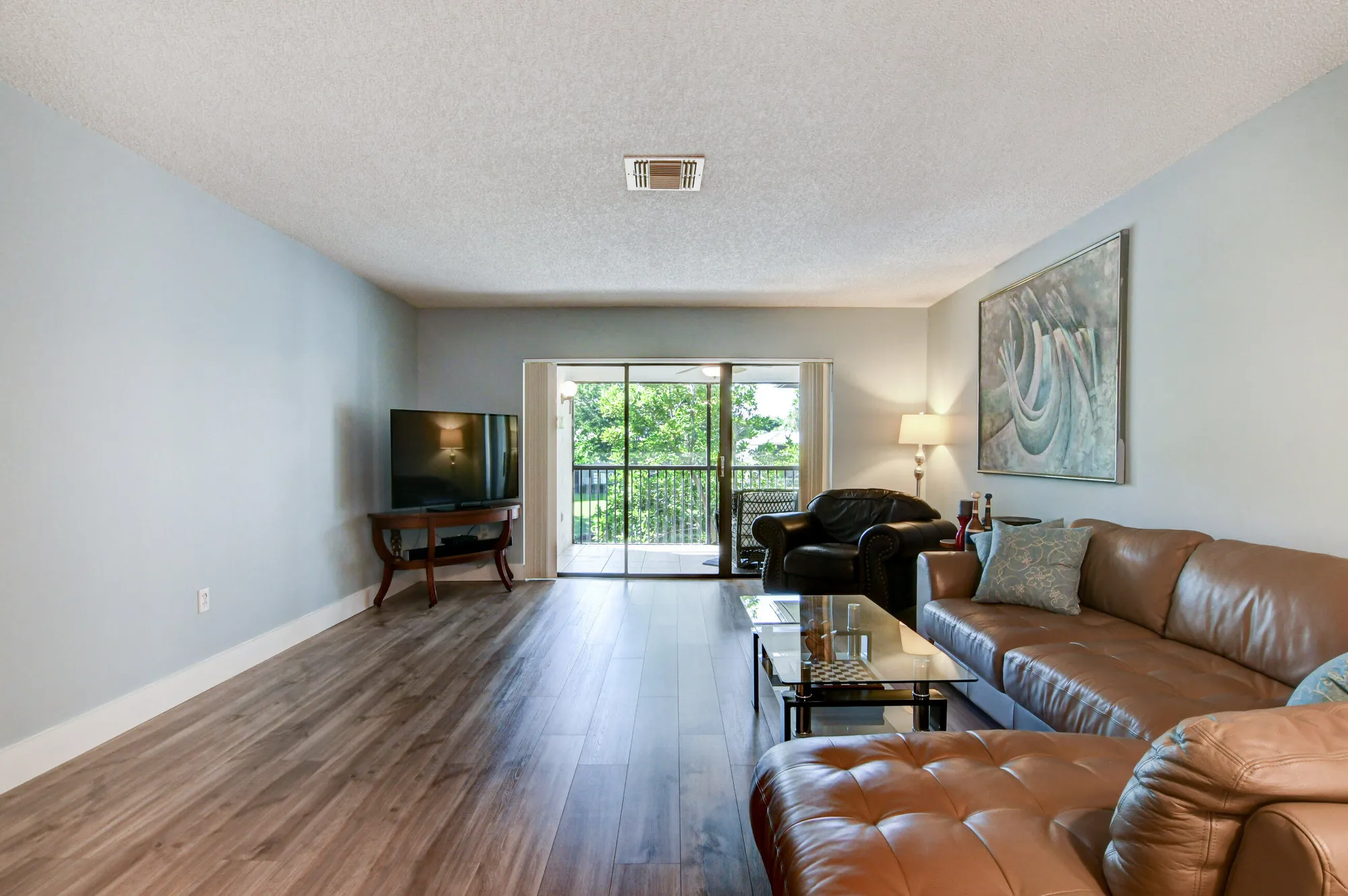 Property Slideshow image 3 of 21 | 48 stratford ln d, Boynton Beach, FL, 33436