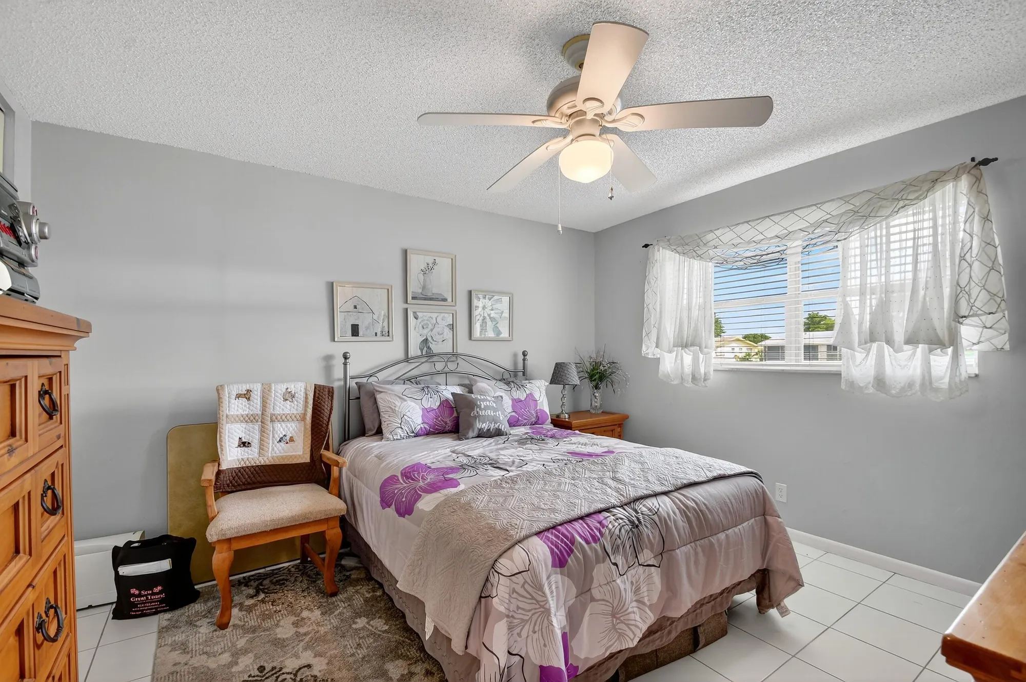 Property Slideshow image 18 of 39 | 204 oxford 300, West Palm Beach, FL, 33417