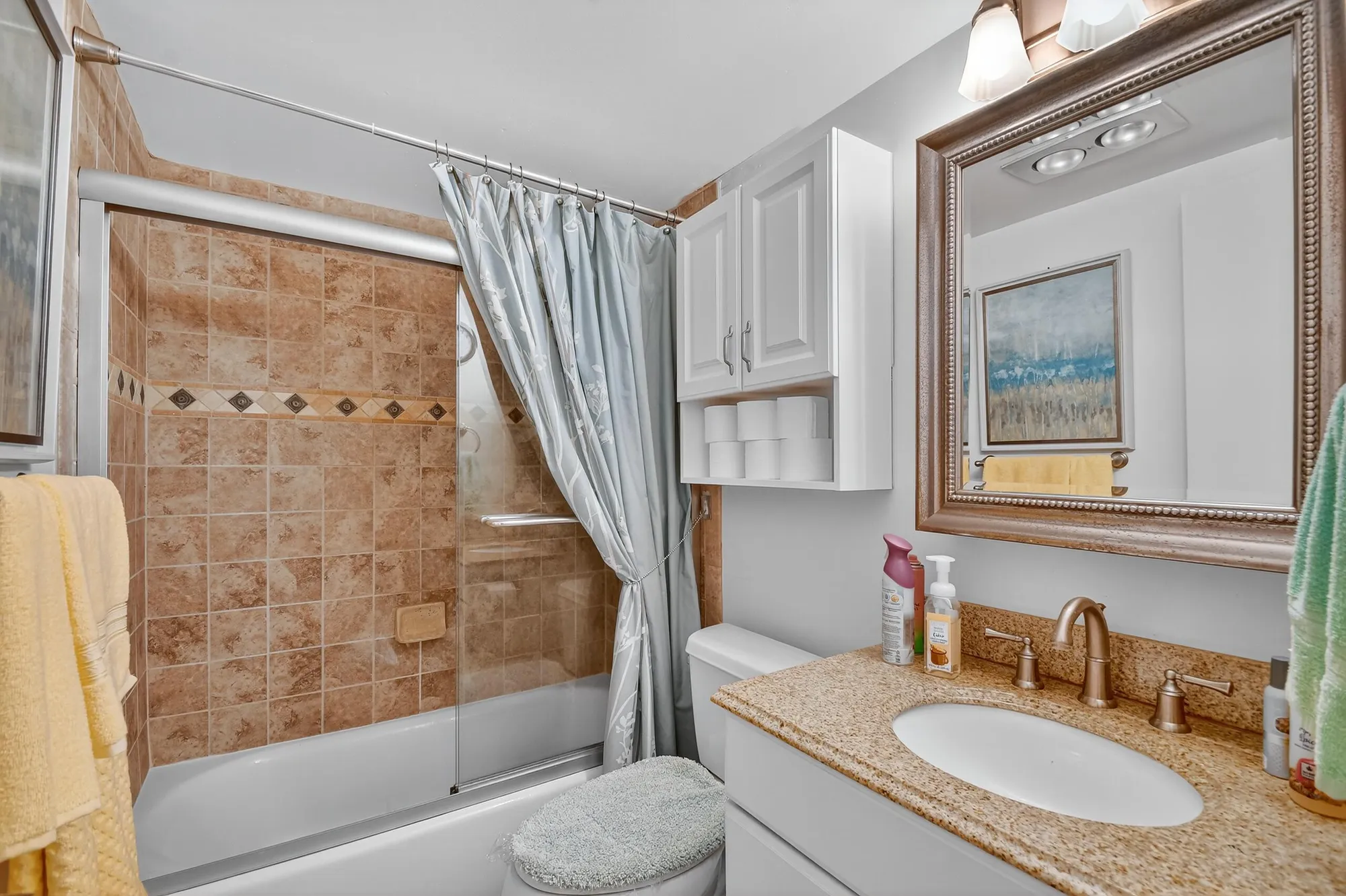 Property Slideshow image 22 of 39 | 204 oxford 300, West Palm Beach, FL, 33417