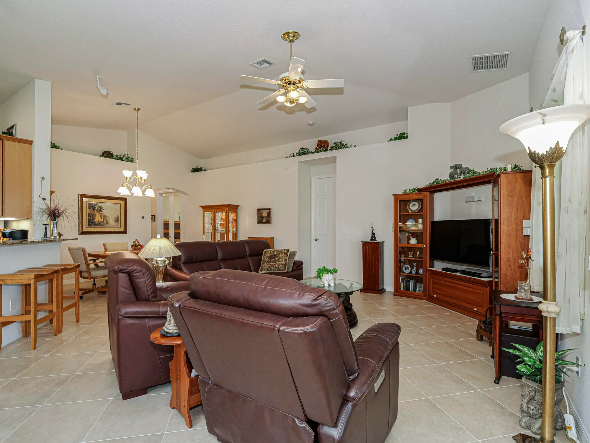 Property Slideshow image 5 of 43 | 6264 thames pl, Vero Beach, FL, 32966
