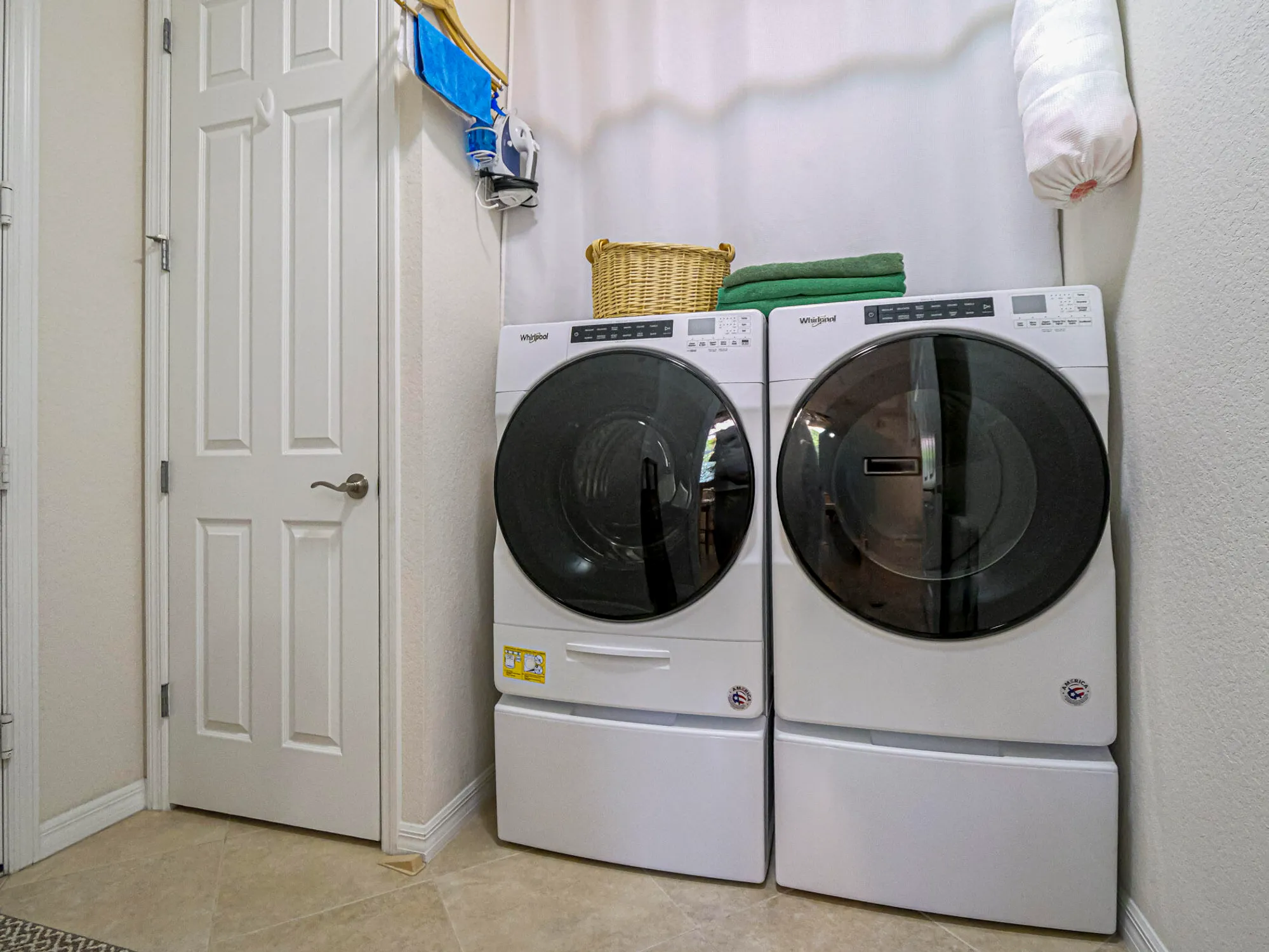 Property Slideshow image 11 of 43 | 6264 thames pl, Vero Beach, FL, 32966