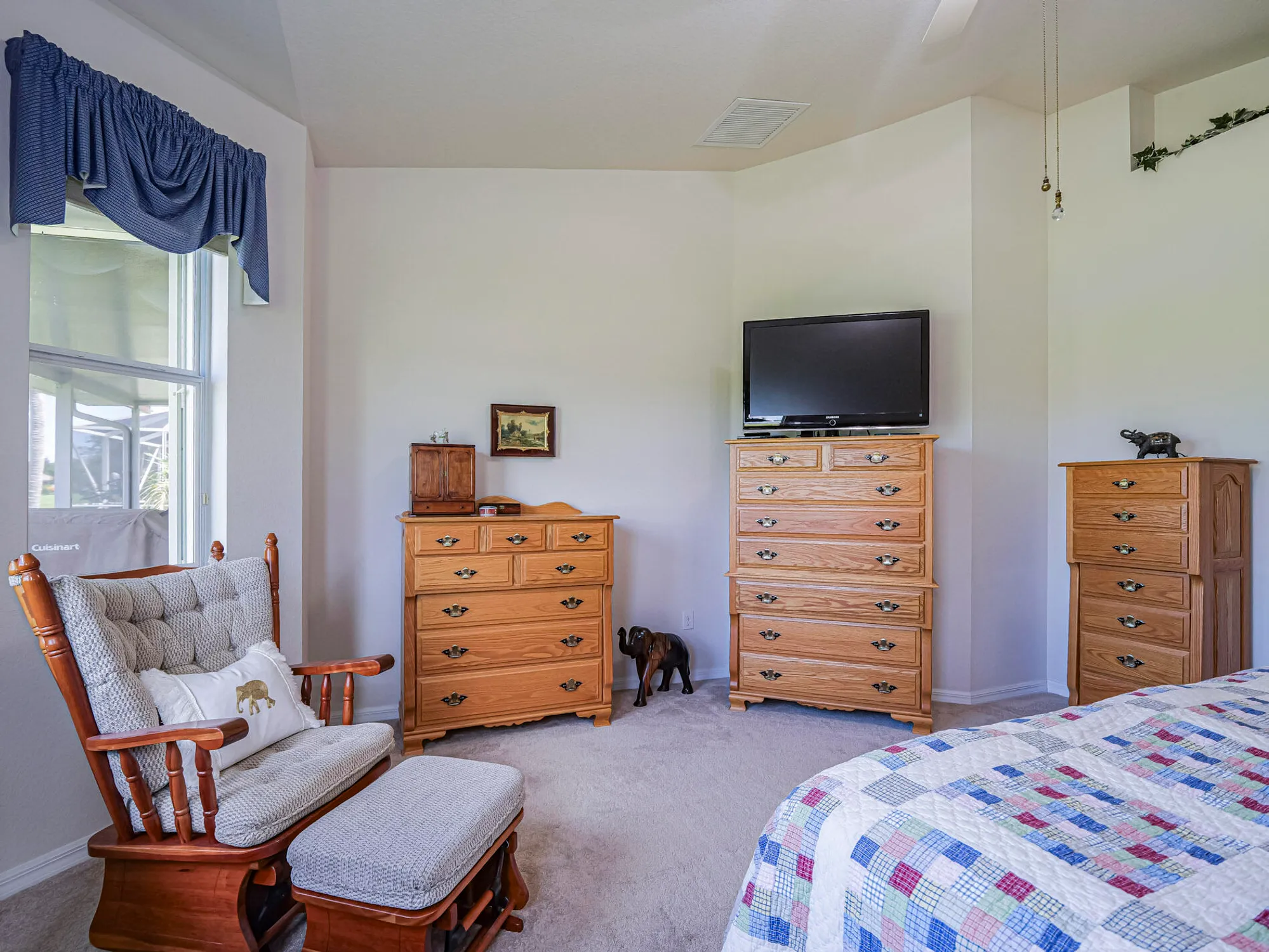 Property Slideshow image 18 of 43 | 6264 thames pl, Vero Beach, FL, 32966