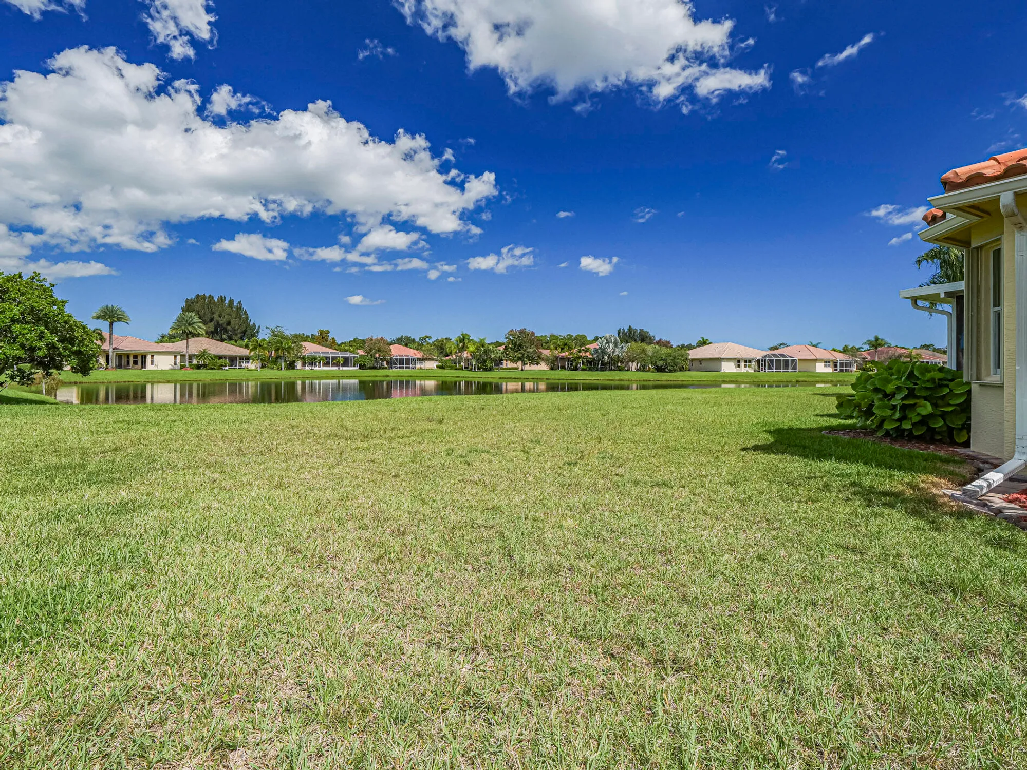 Property Slideshow image 34 of 43 | 6264 thames pl, Vero Beach, FL, 32966