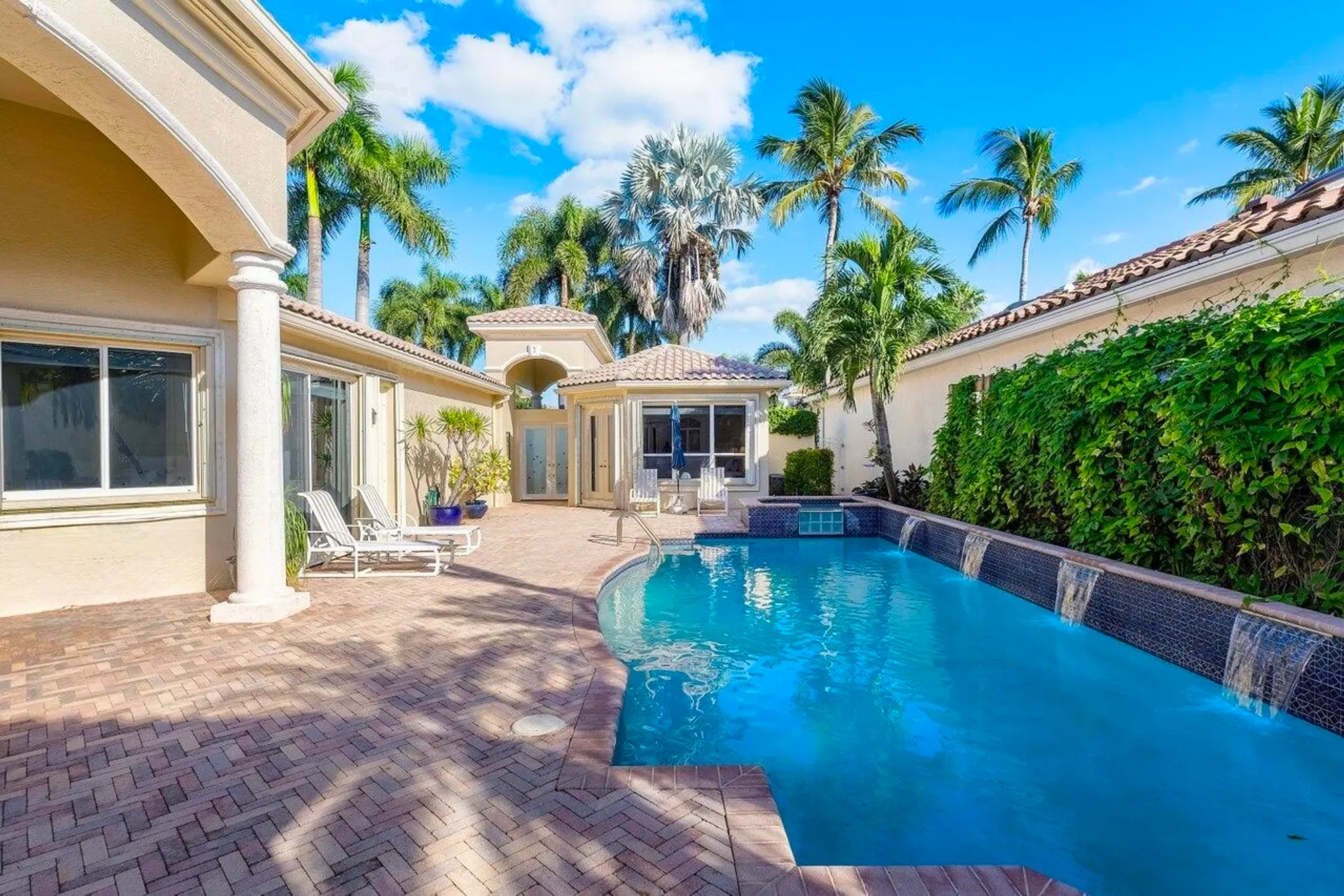 Property Slideshow image 18 of 103 | 23 island dr, Boynton Beach, FL, 33436