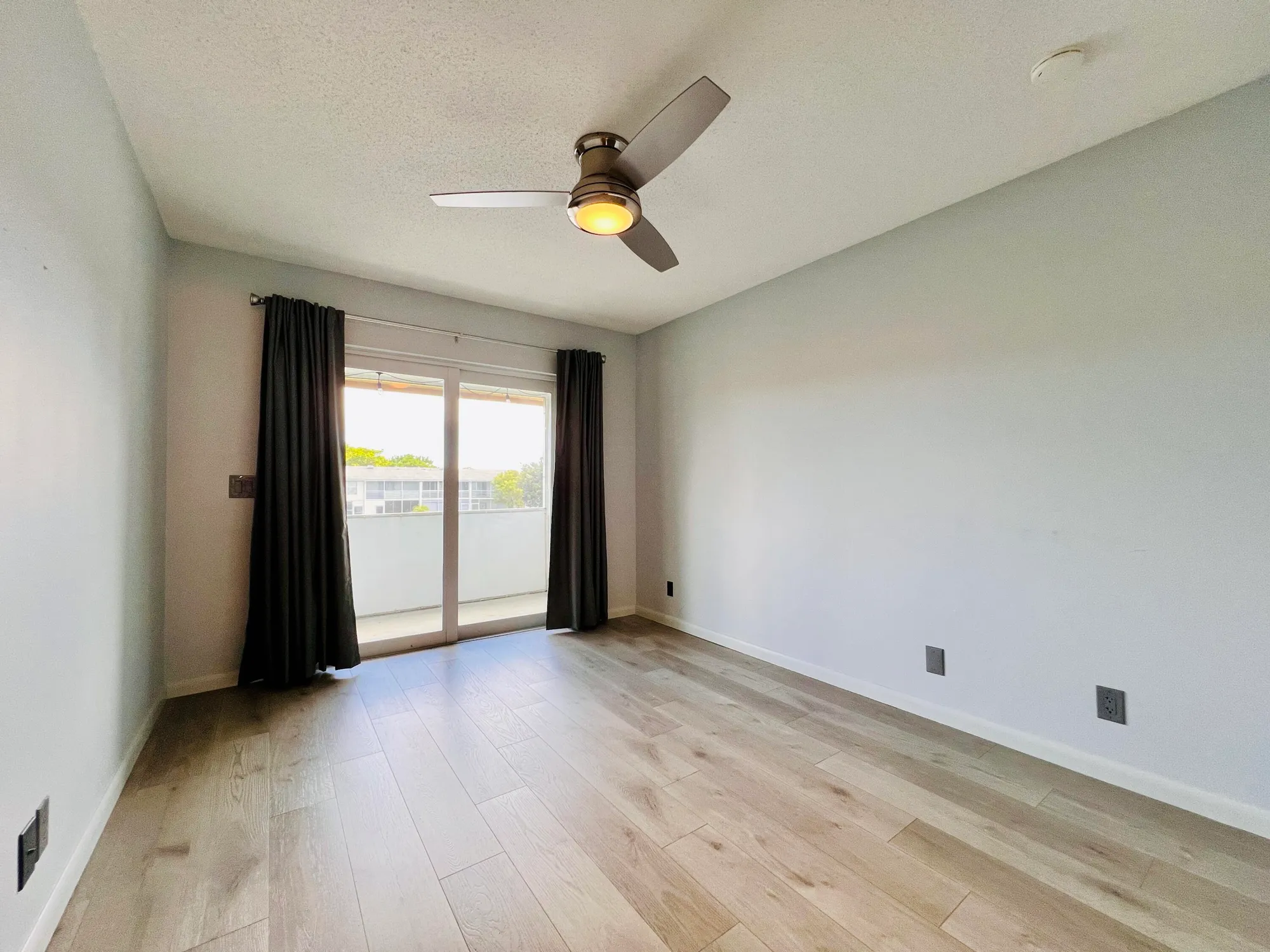 Property Slideshow image 9 of 18 | 260 dorchester k, West Palm Beach, FL, 33417