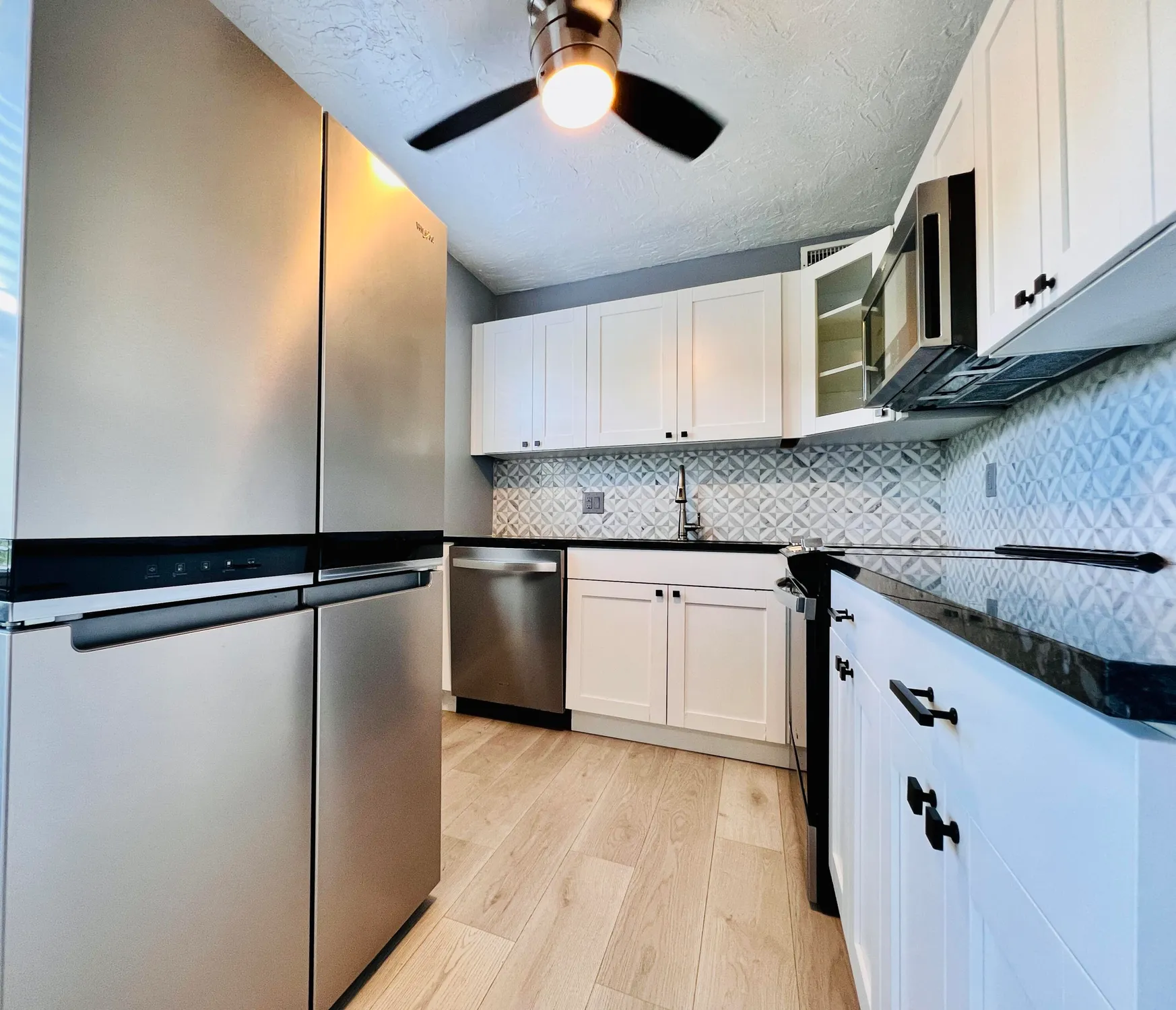 Property Slideshow image 2 of 18 | 260 dorchester k, West Palm Beach, FL, 33417