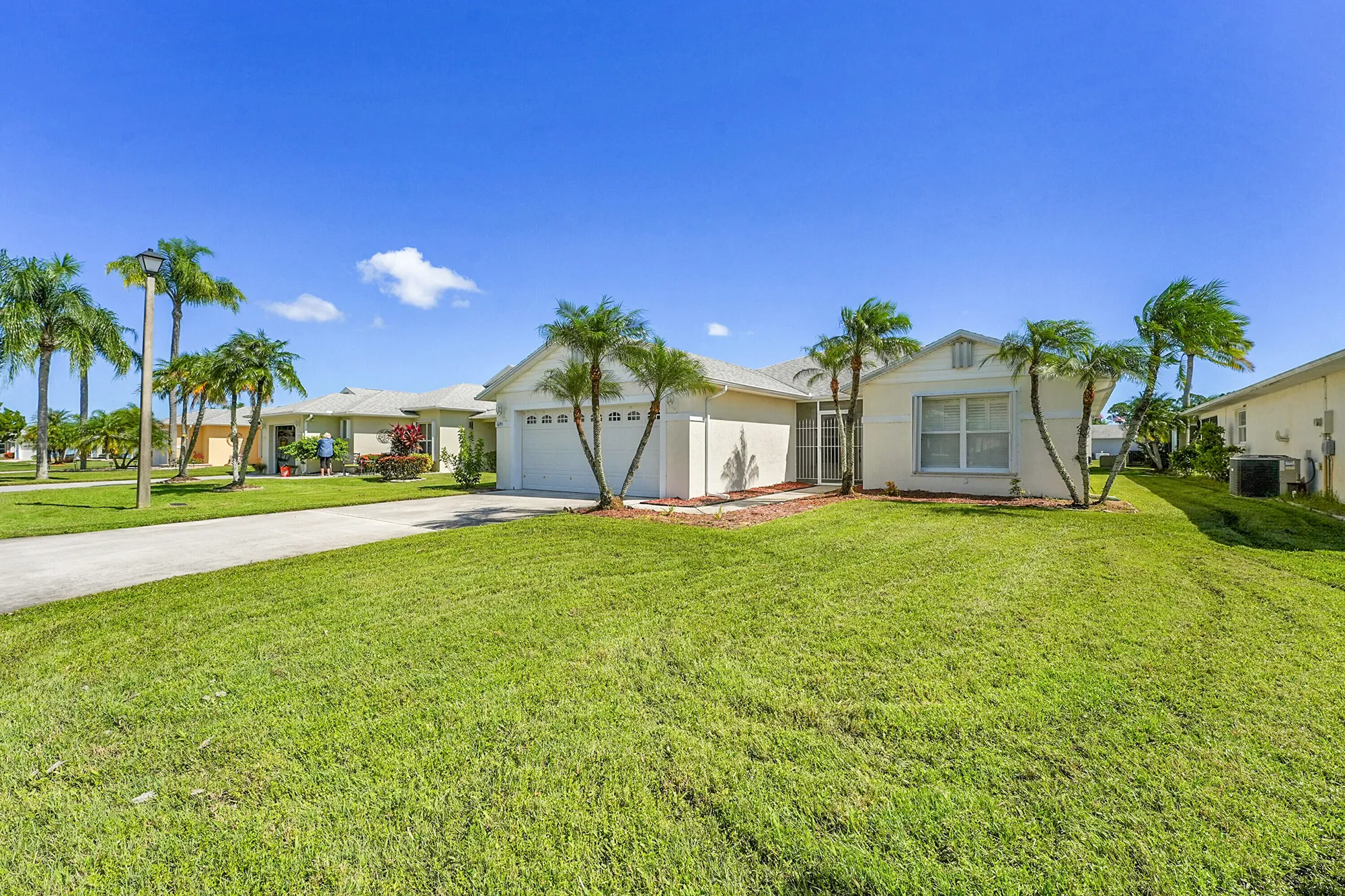 Property Slideshow image 5 of 29 | 6245 alexandria cir, Fort Pierce, FL, 34982