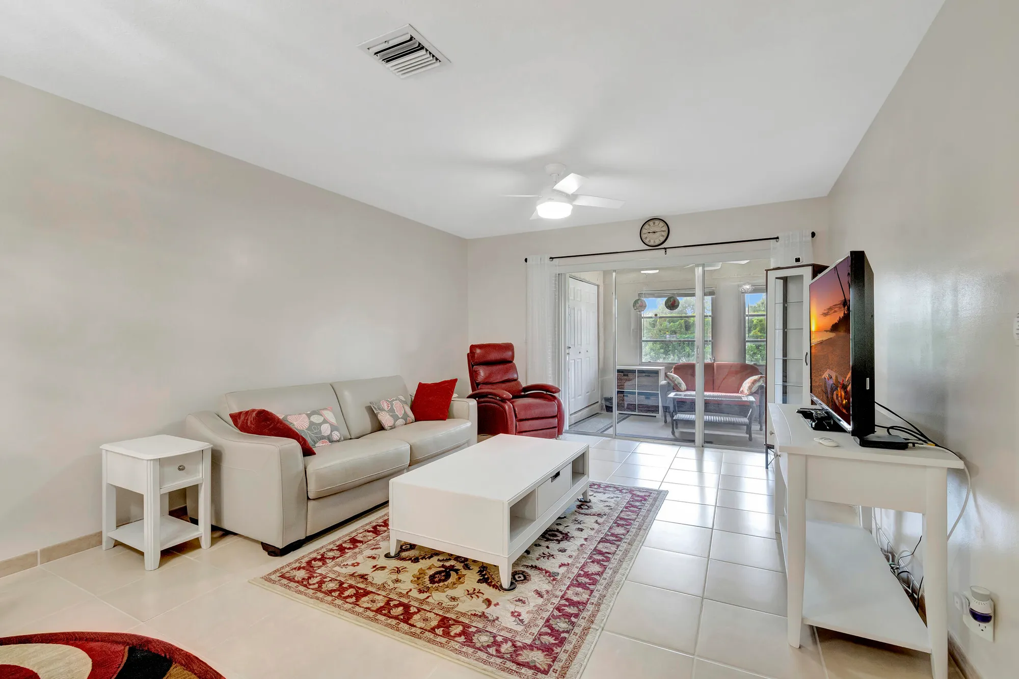 Property Slideshow image 14 of 48 | 5094 privet pl b, Delray Beach, FL, 33484