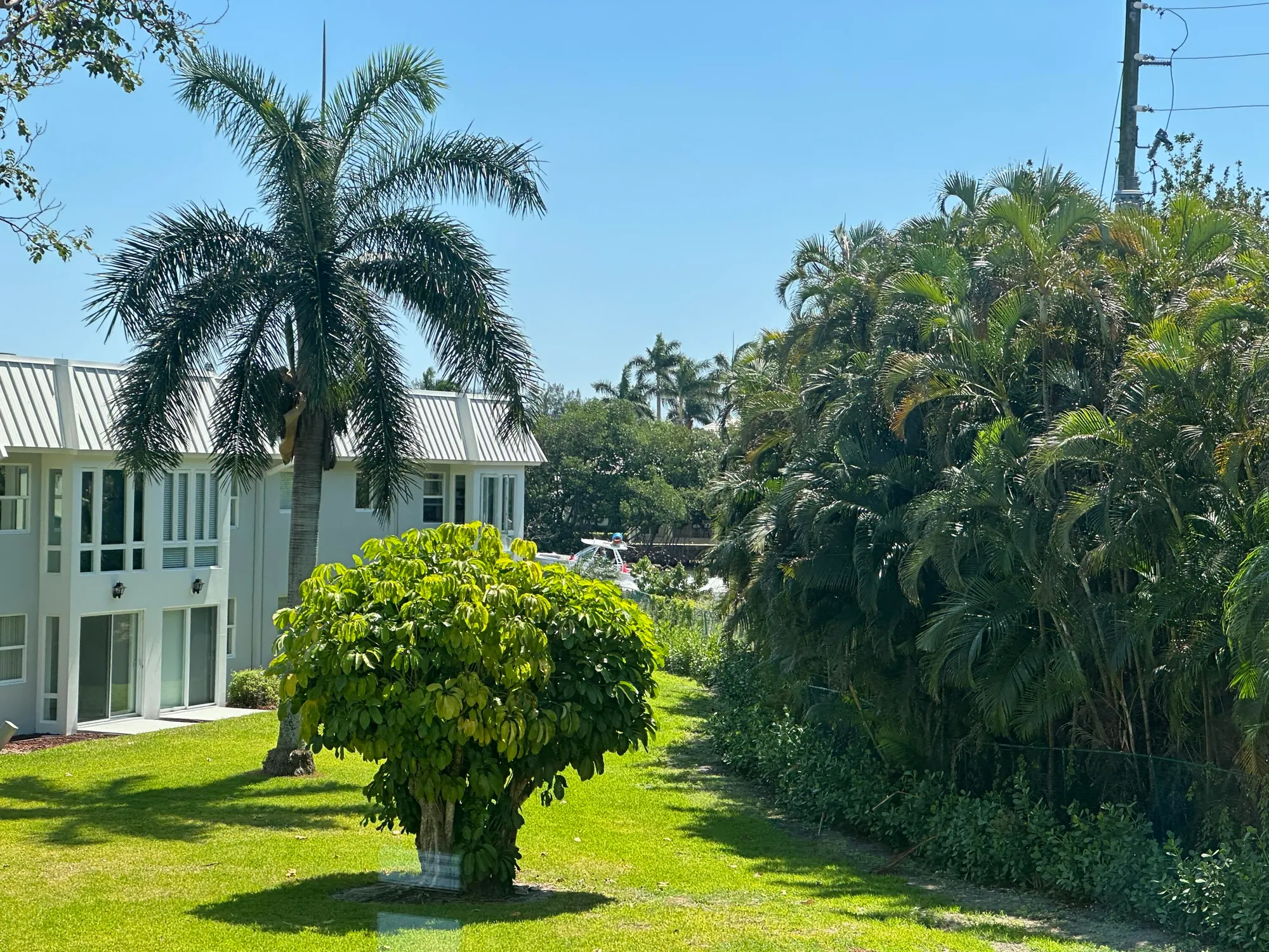 Property Slideshow image 26 of 52 | 33 colonial club dr apt 203, Boynton Beach, FL, 33435