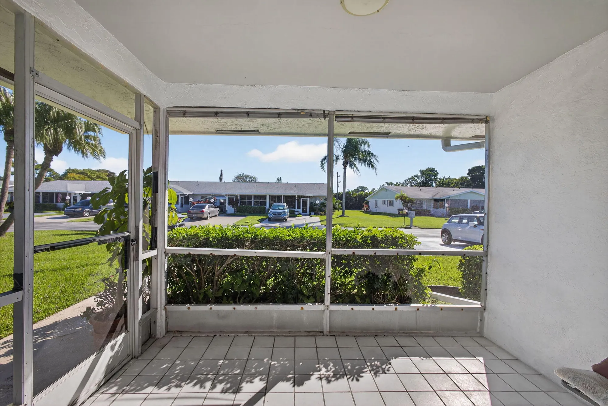 Property Slideshow image 4 of 48 | 3411 americo dr, West Palm Beach, FL, 33417