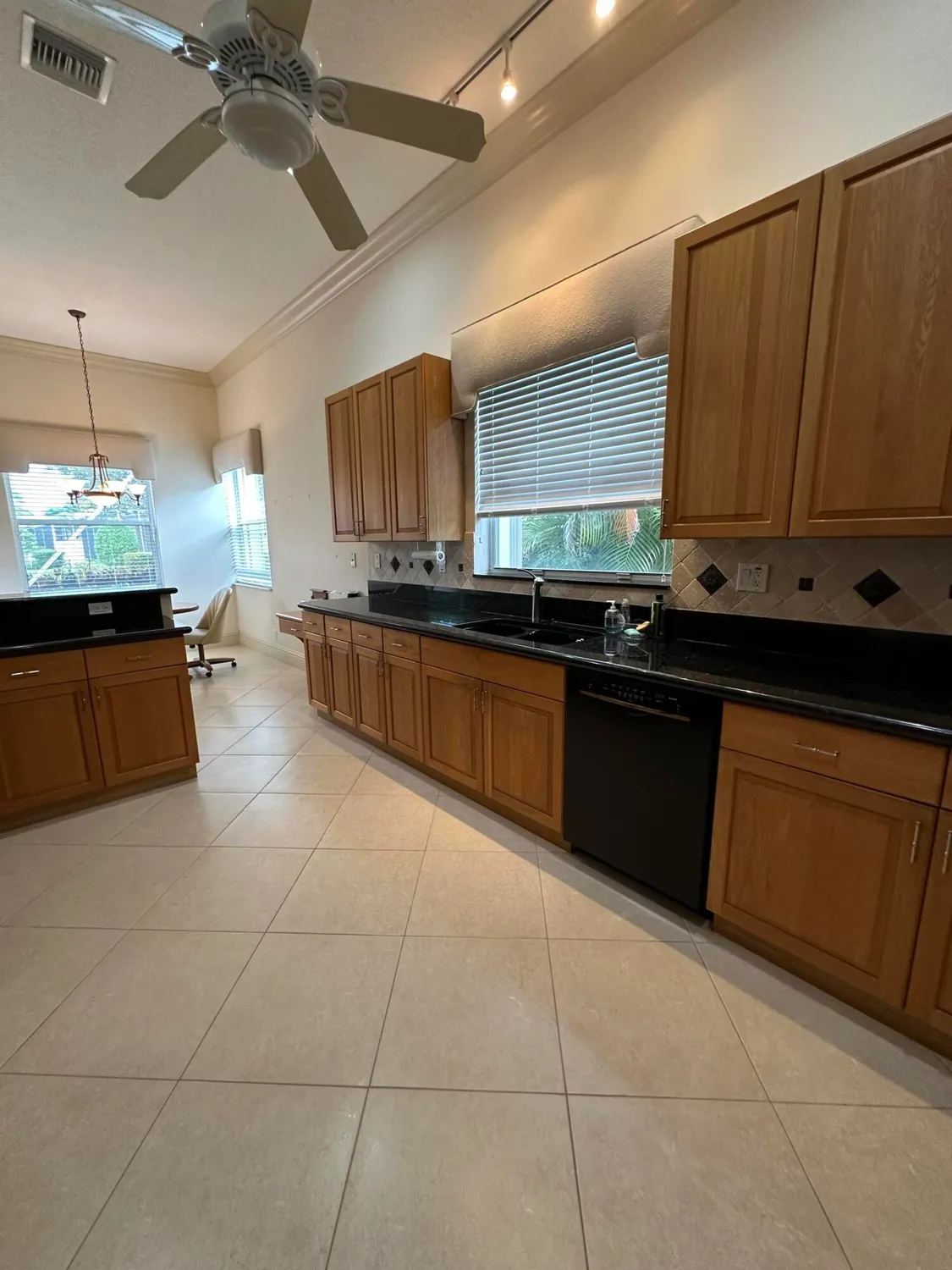 Property Slideshow image 15 of 44 | 7252 demedici cir, Delray Beach, FL, 33446