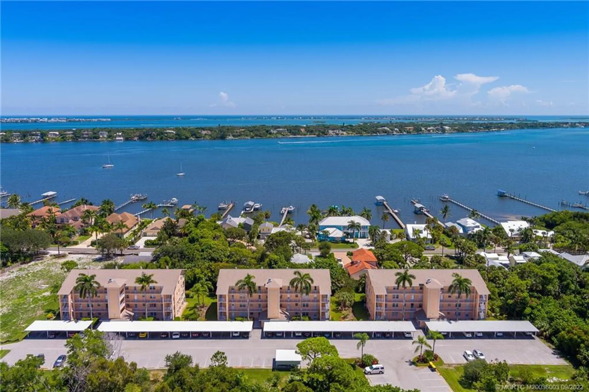Property Slideshow image 8 of 41 | 2950 se ocean blvd 109101, Stuart, FL, 34996