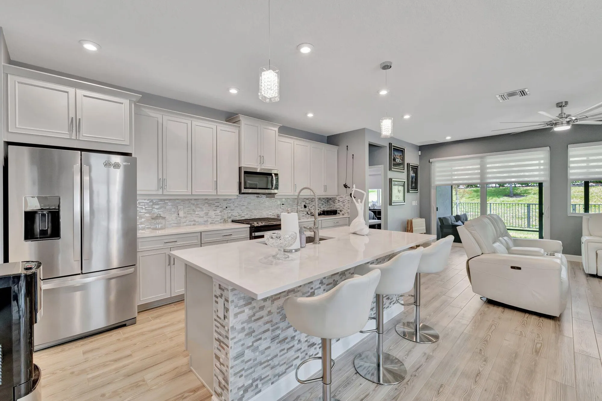 Property Slideshow image 8 of 131 | 11527 sw viridian blvd, Port Saint Lucie, FL, 34987