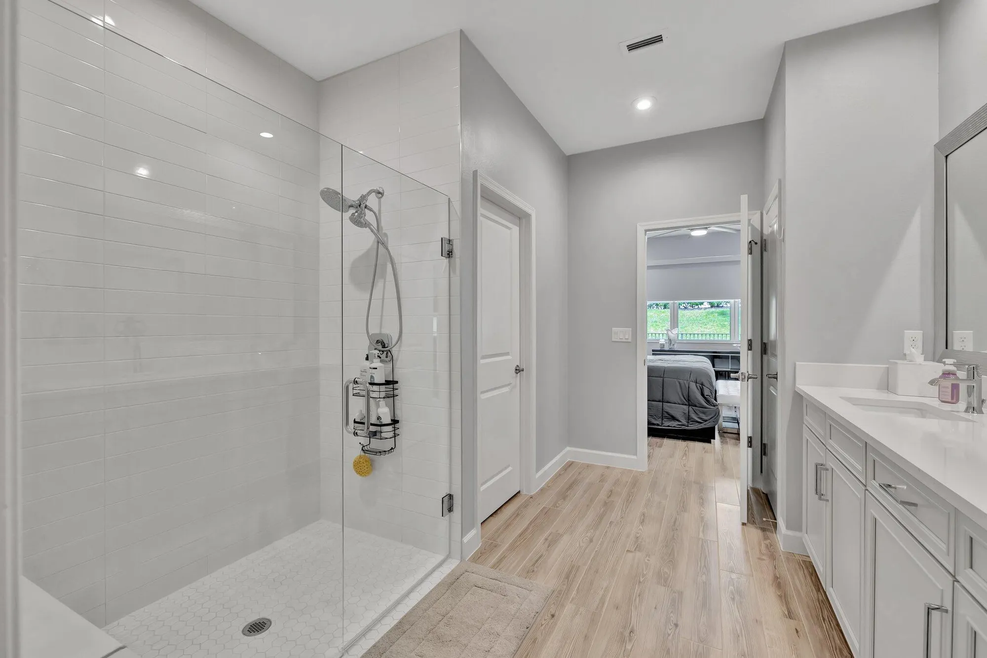 Property Slideshow image 22 of 131 | 11527 sw viridian blvd, Port Saint Lucie, FL, 34987