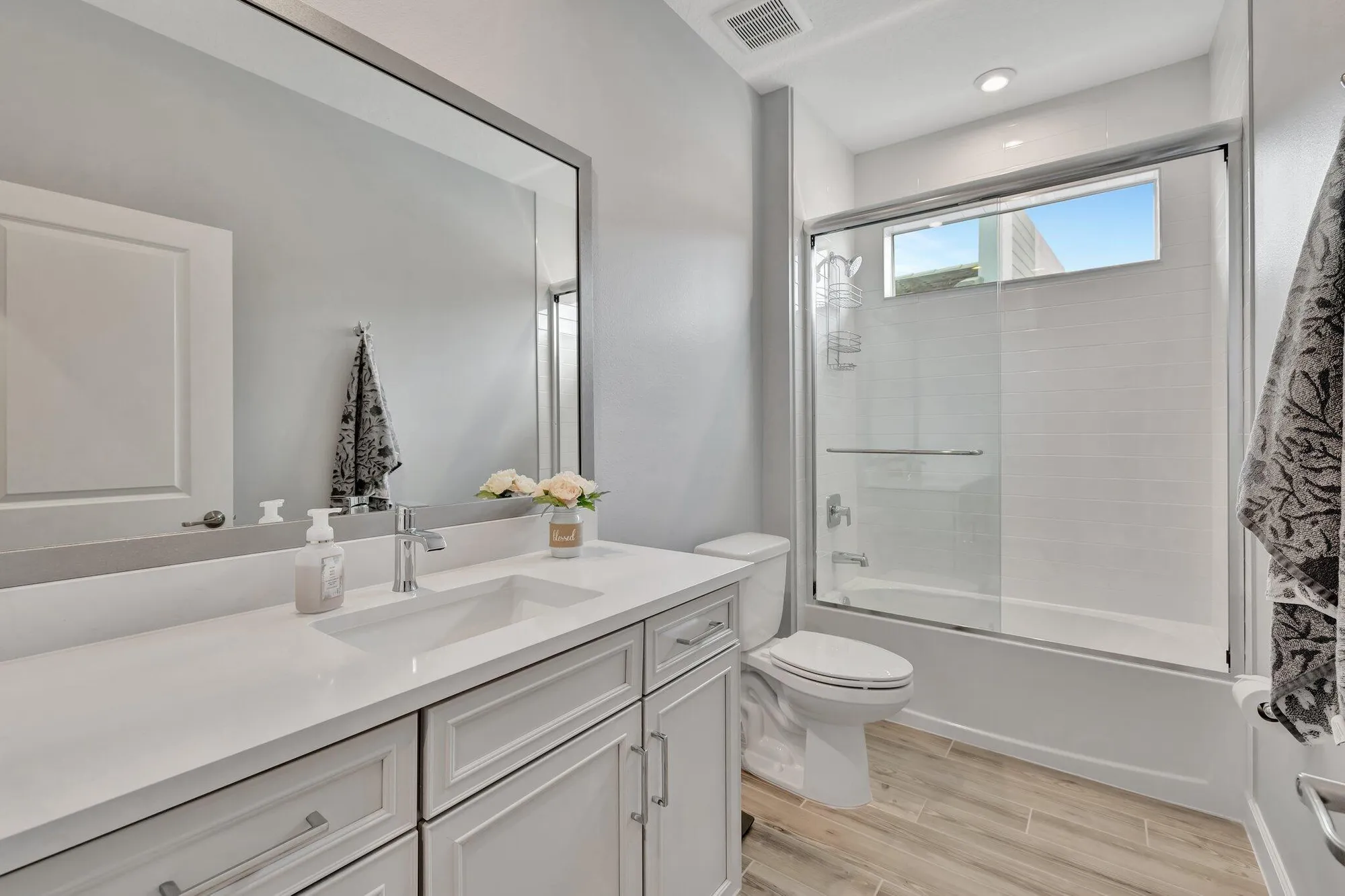 Property Slideshow image 34 of 131 | 11527 sw viridian blvd, Port Saint Lucie, FL, 34987