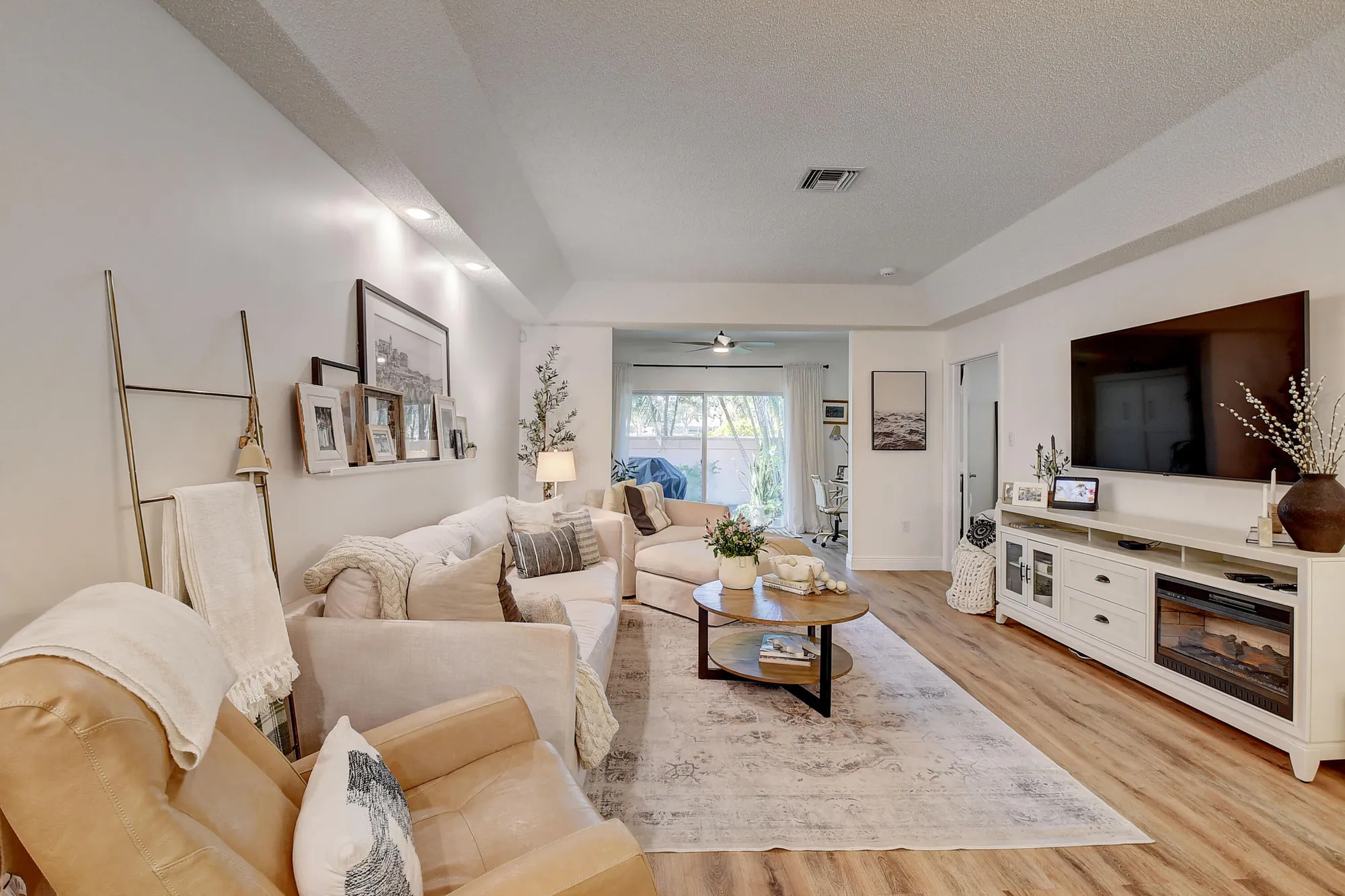 Property Slideshow image 24 of 43 | 9892 summerbrook ter c, Boynton Beach, FL, 33437