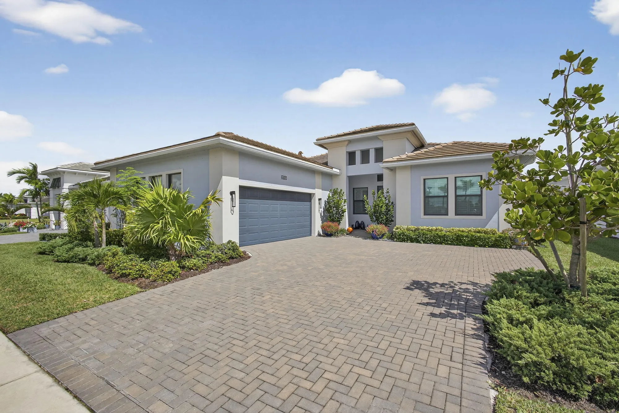 Property Slideshow image 15 of 124 | 15745 cresswind pl, Westlake, FL, 33470