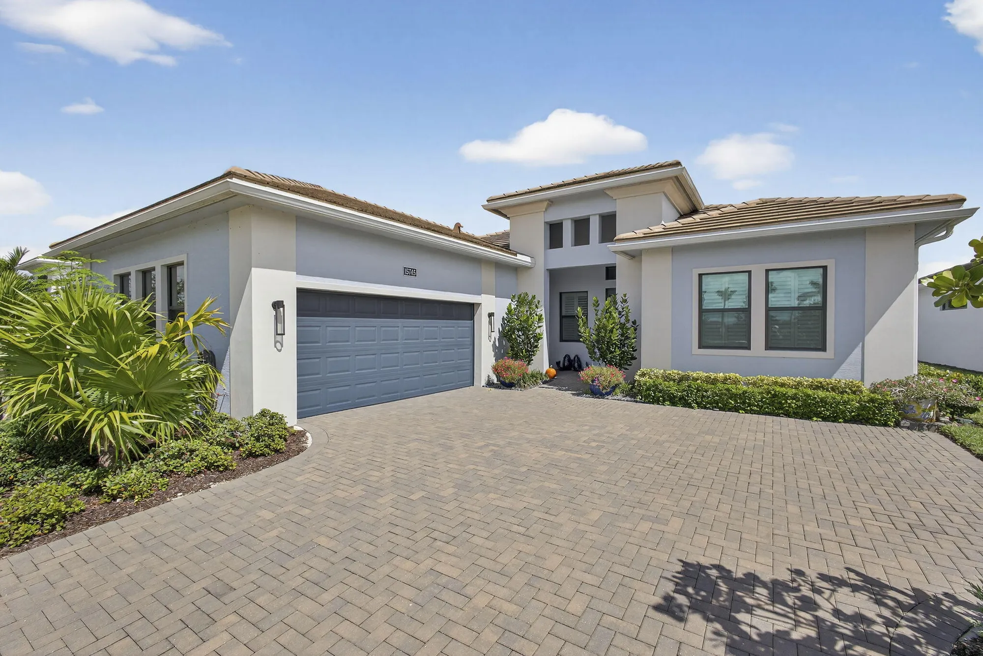 Property Slideshow image 13 of 124 | 15745 cresswind pl, Westlake, FL, 33470