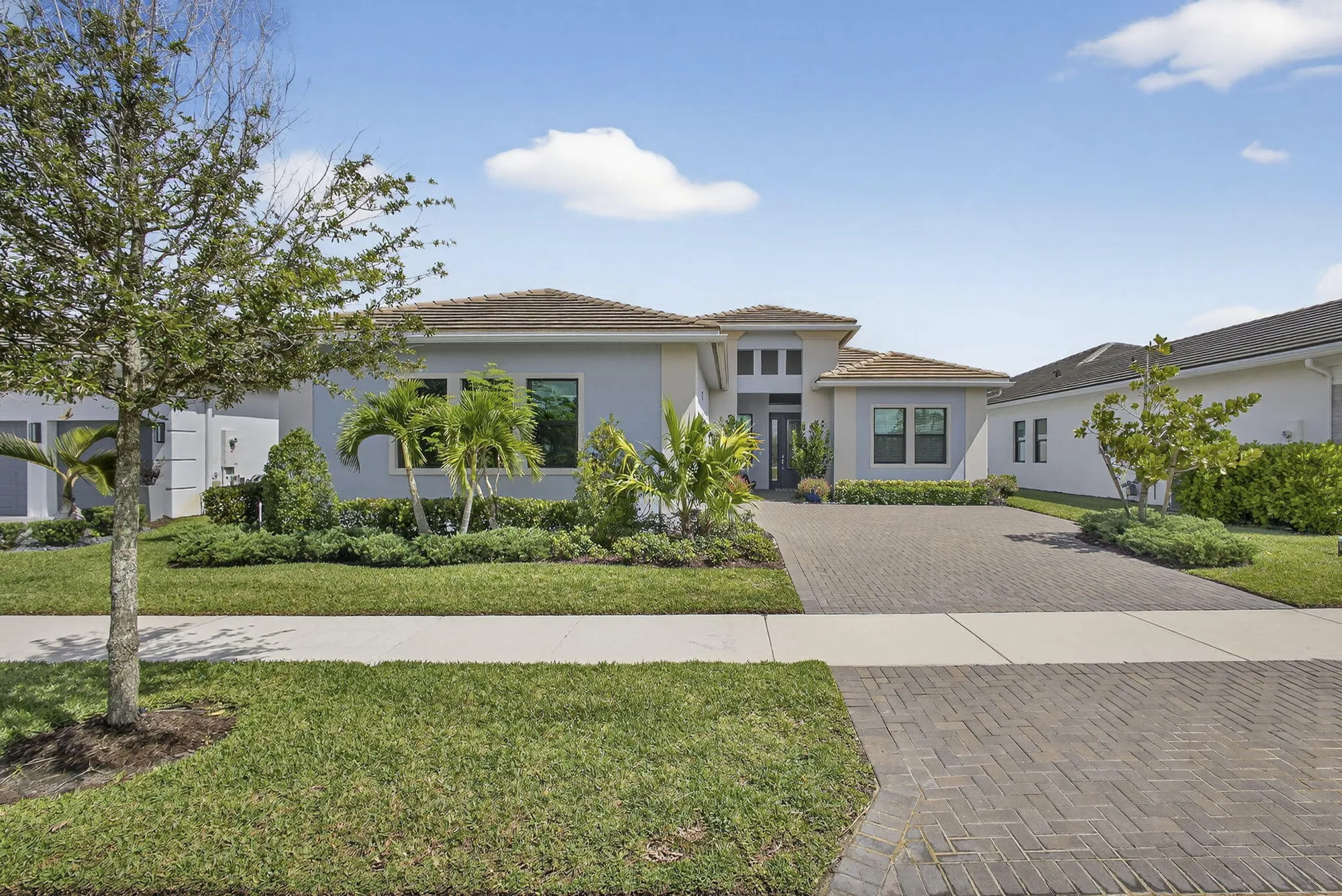 Property Slideshow image 16 of 124 | 15745 cresswind pl, Westlake, FL, 33470