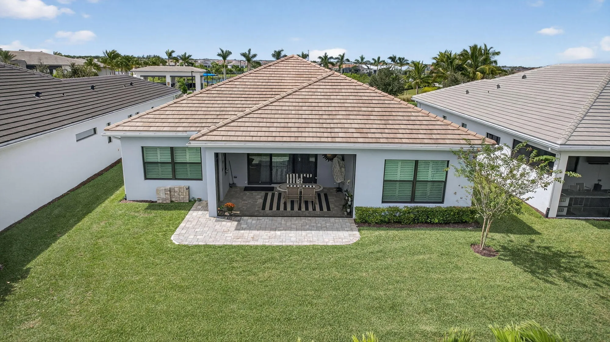 Property Slideshow image 74 of 124 | 15745 cresswind pl, Westlake, FL, 33470