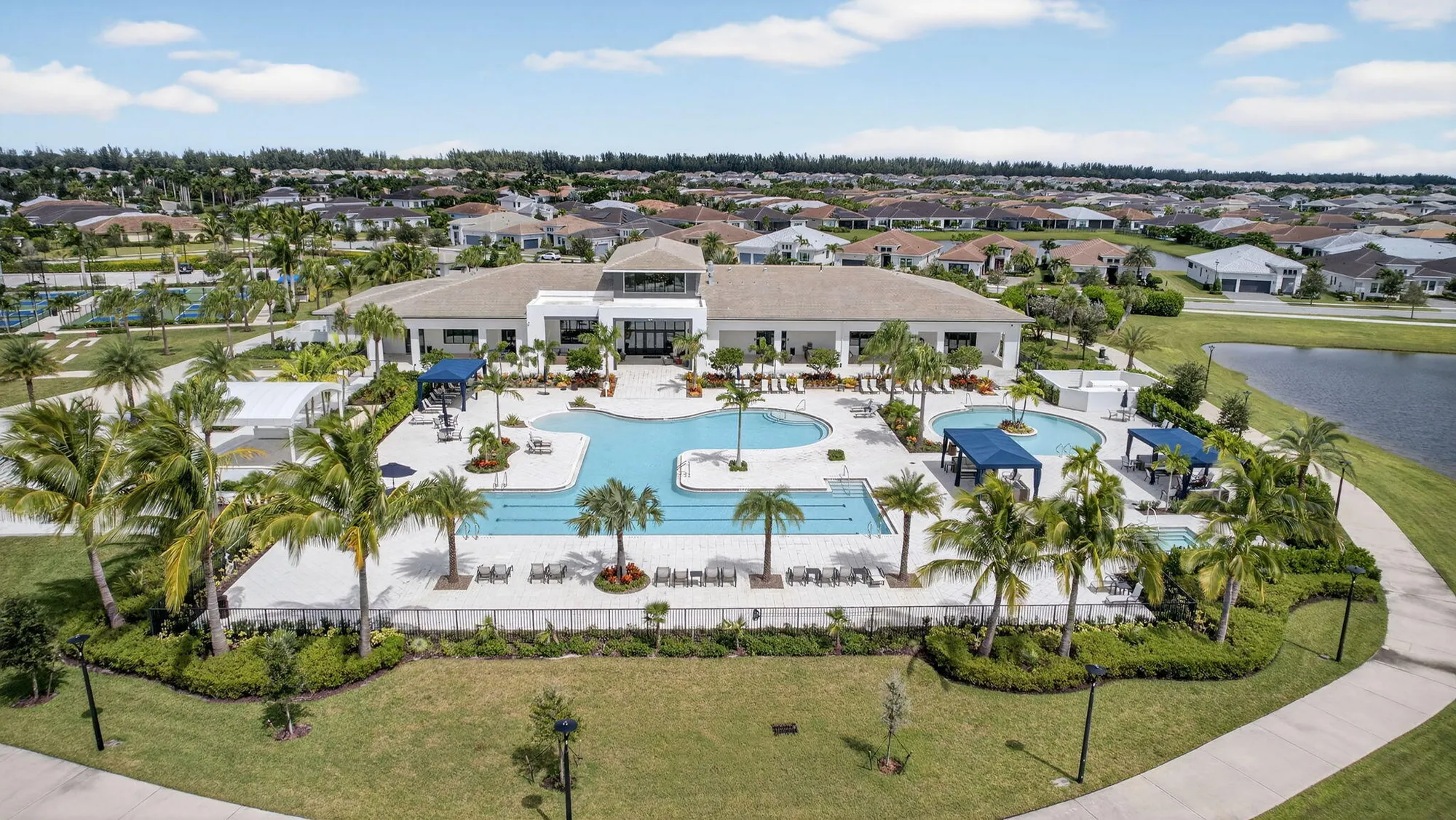 Property Slideshow image 81 of 124 | 15745 cresswind pl, Westlake, FL, 33470