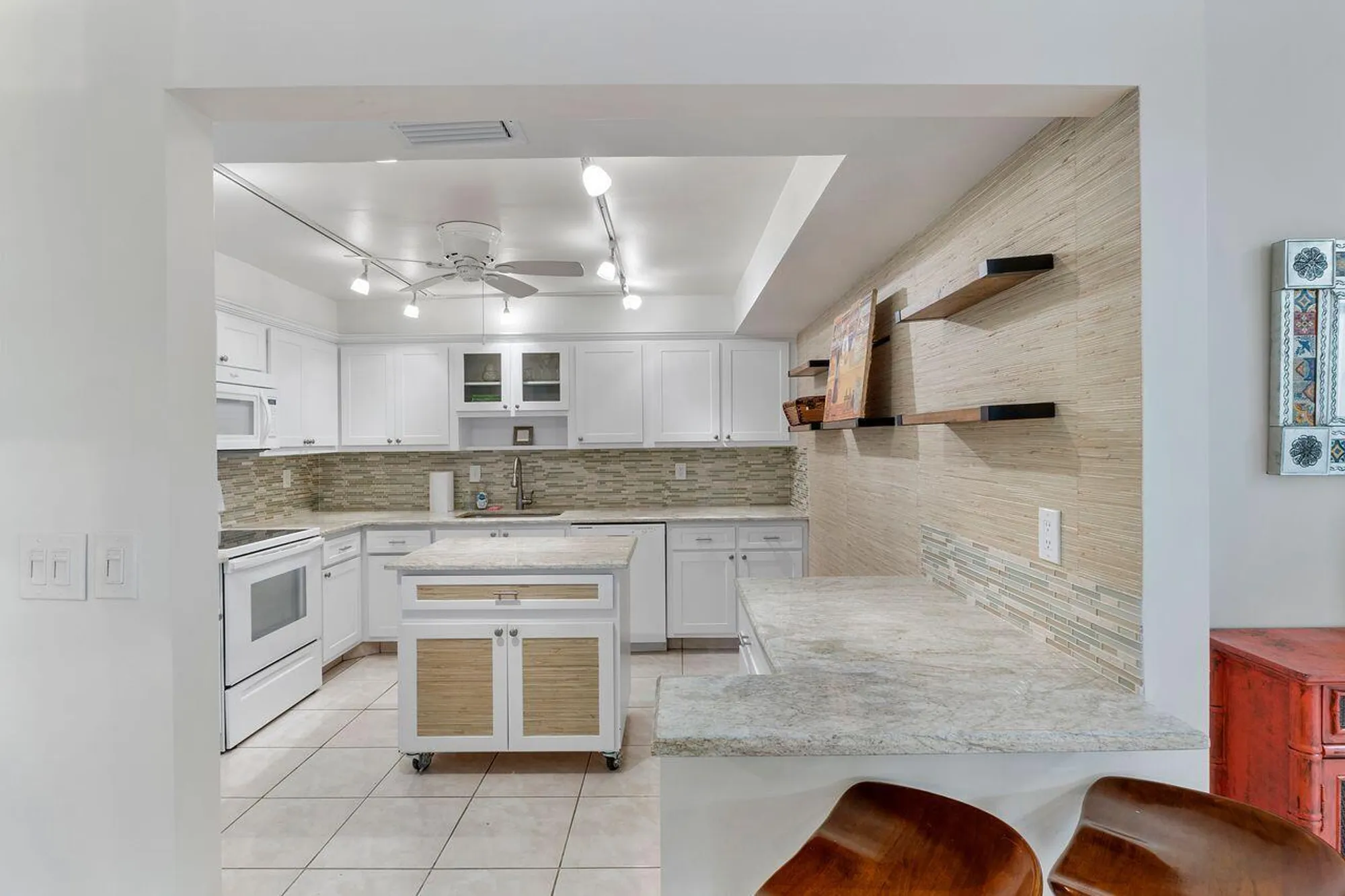 Property Slideshow image 8 of 35 | 2654 nw 7th ct b, Delray Beach, FL, 33445